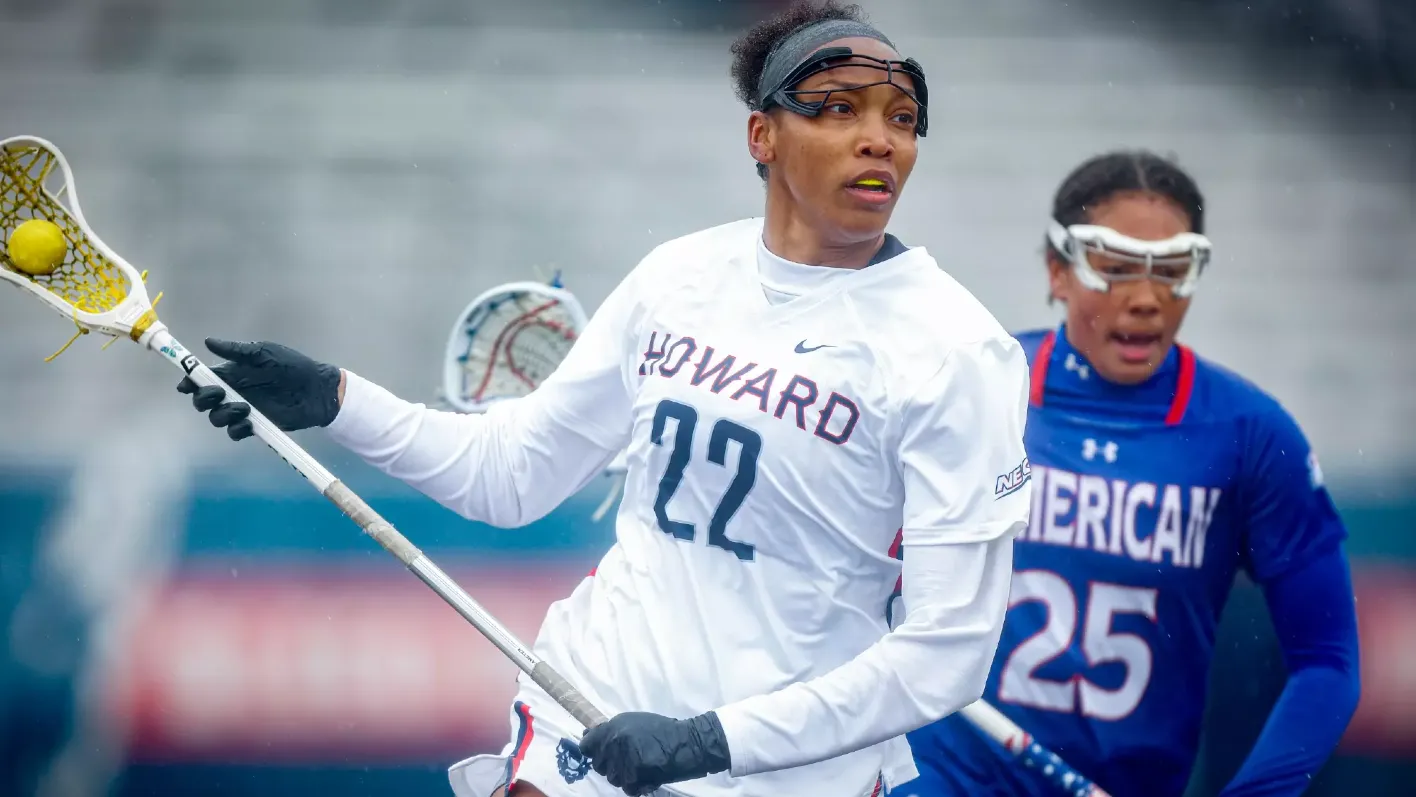 HU LAX vs American 2026