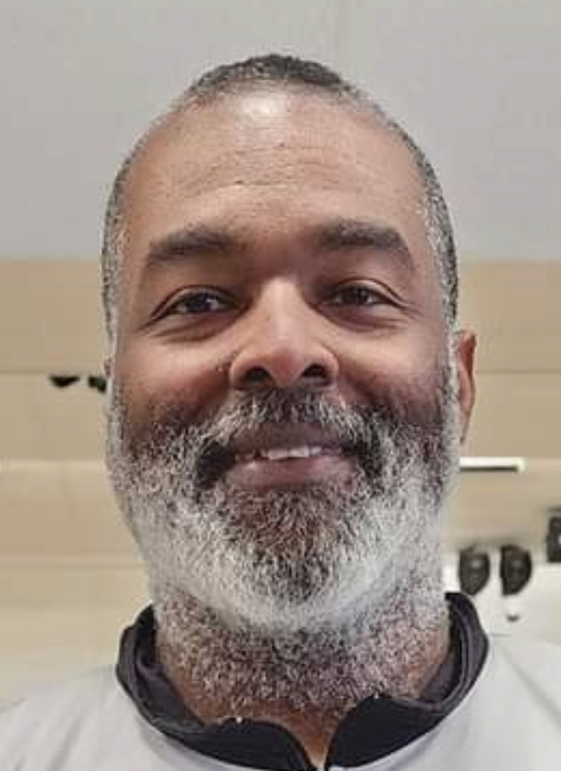 Ron Davis Jr.