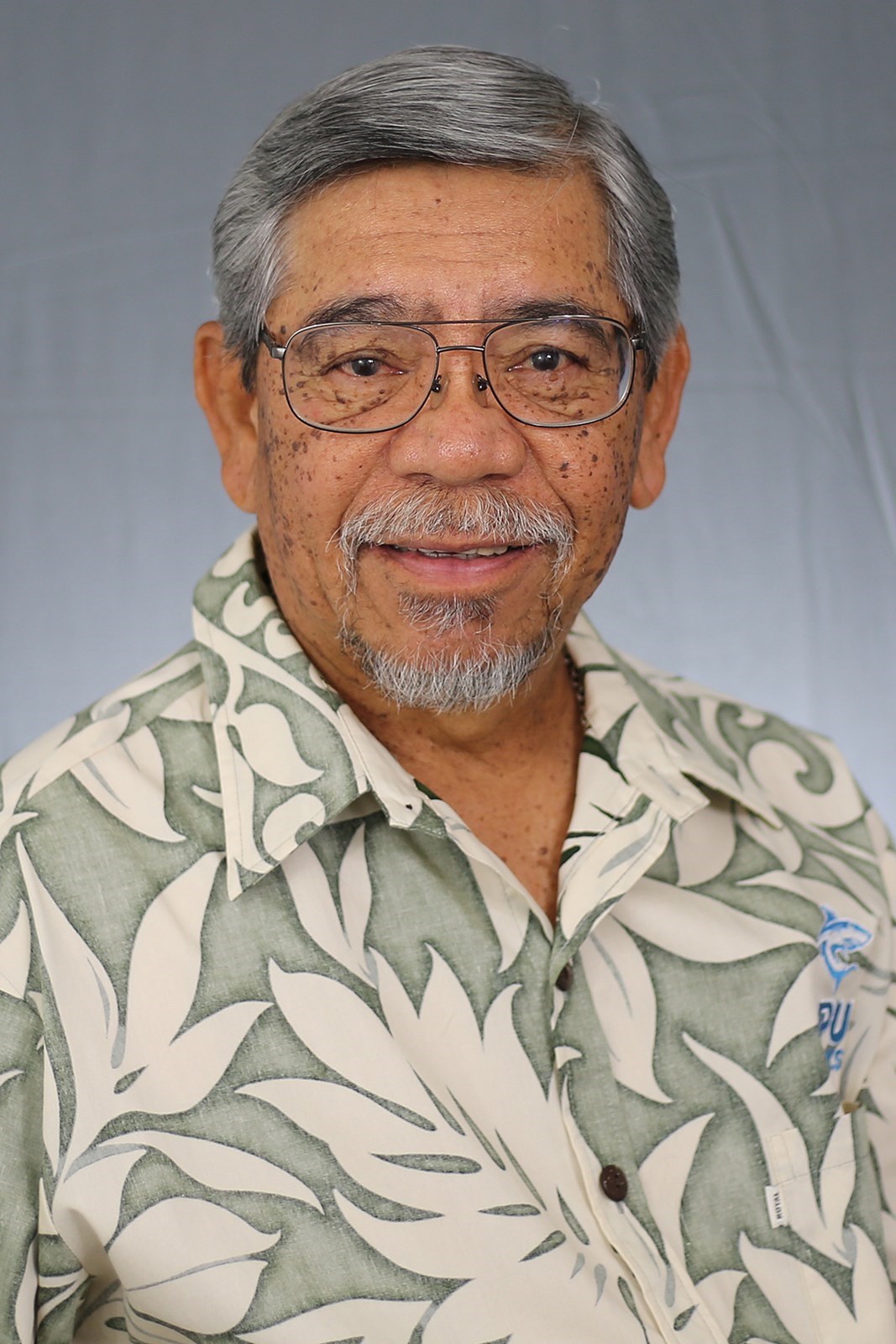 Roger Javillo 2017 Head Shot