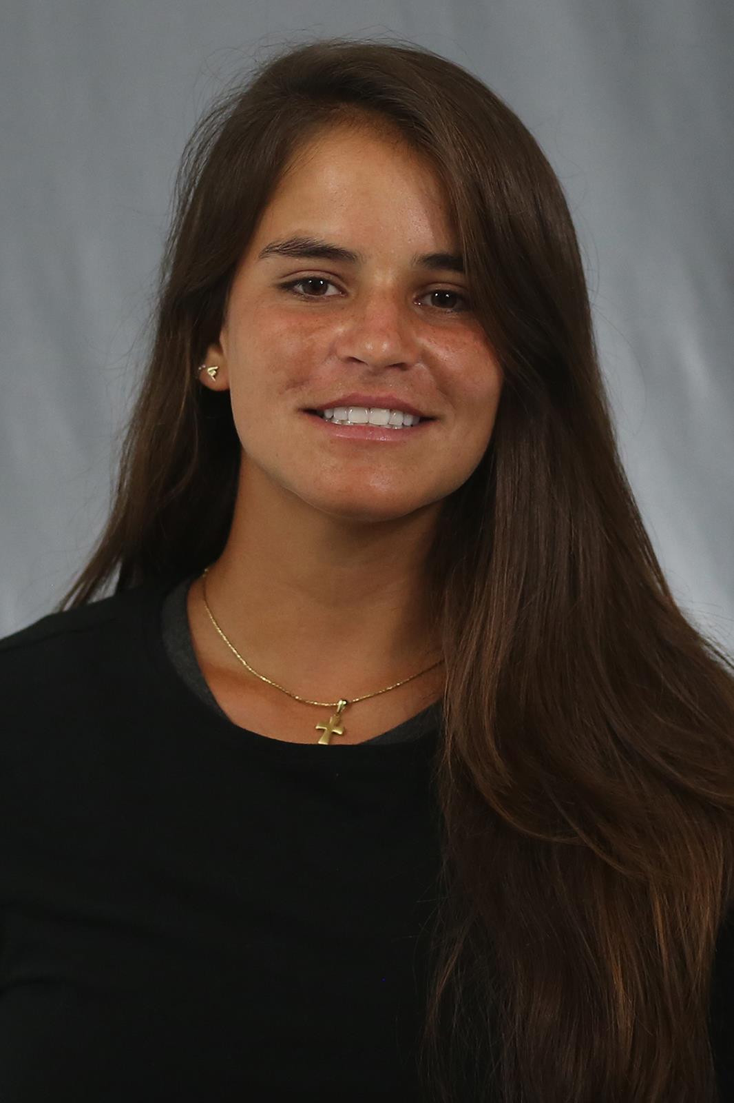 Leticia Gonzalez dos Santos 2018 Head Shot