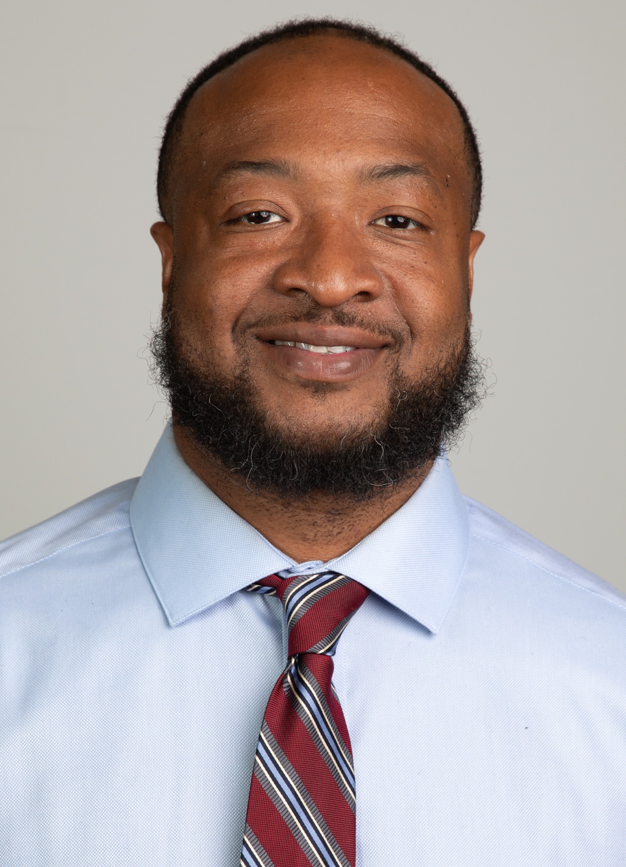 HSU MBB Coach Heade Headshot