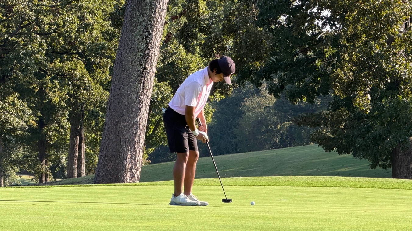 MGOLF 10-19