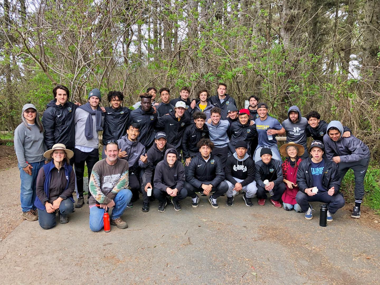 Cal Poly Humboldt Men’s Soccer Spent Their Saturday Volunteering with McKinleyville Land Trust
