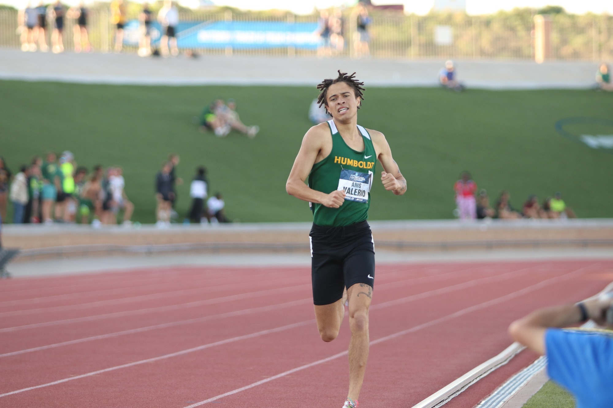 Valerio Ends Season Ranked Ninth Nationally After 800 Meter Final Cal