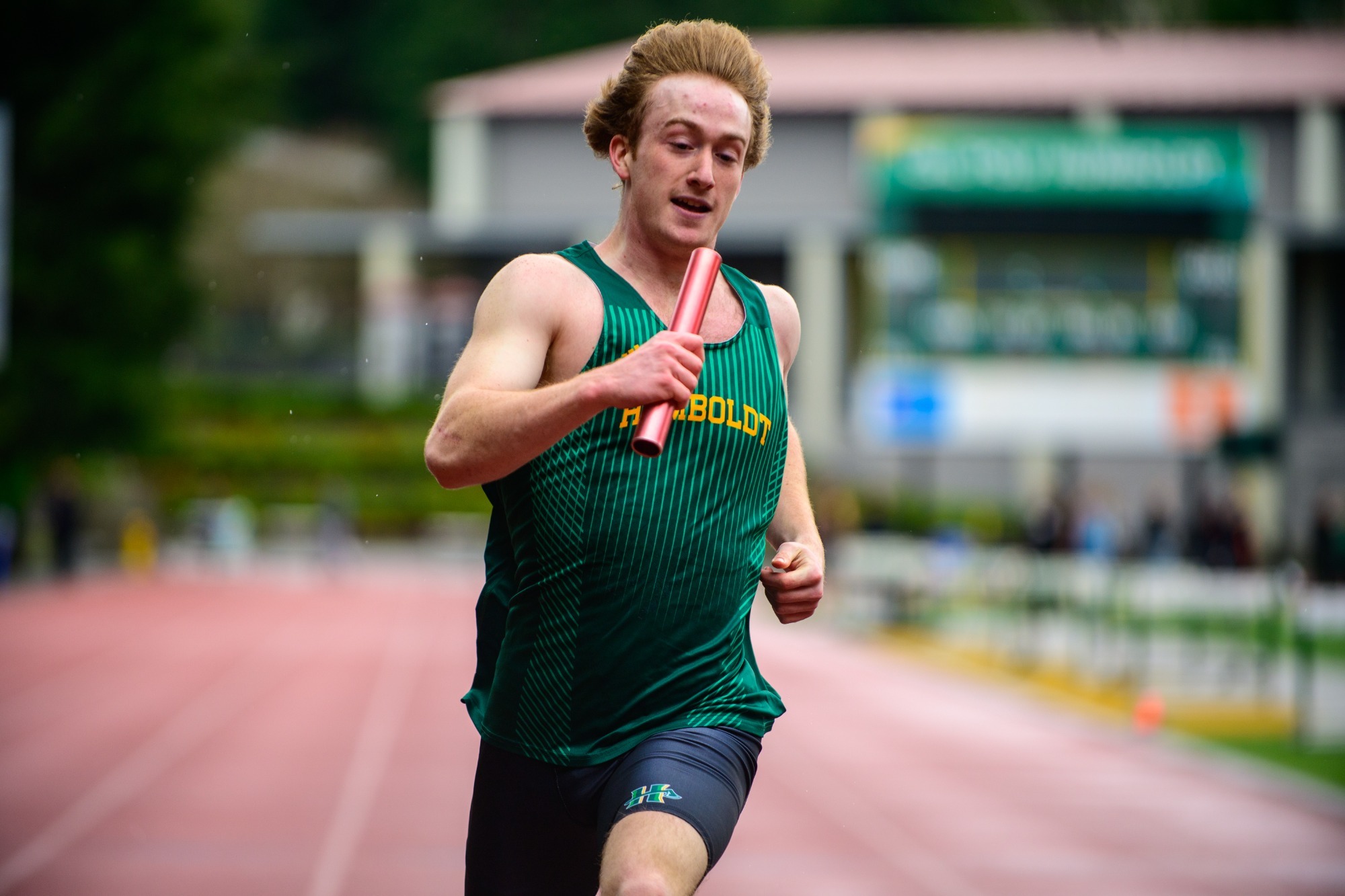 men's 4x400m, green and gold
