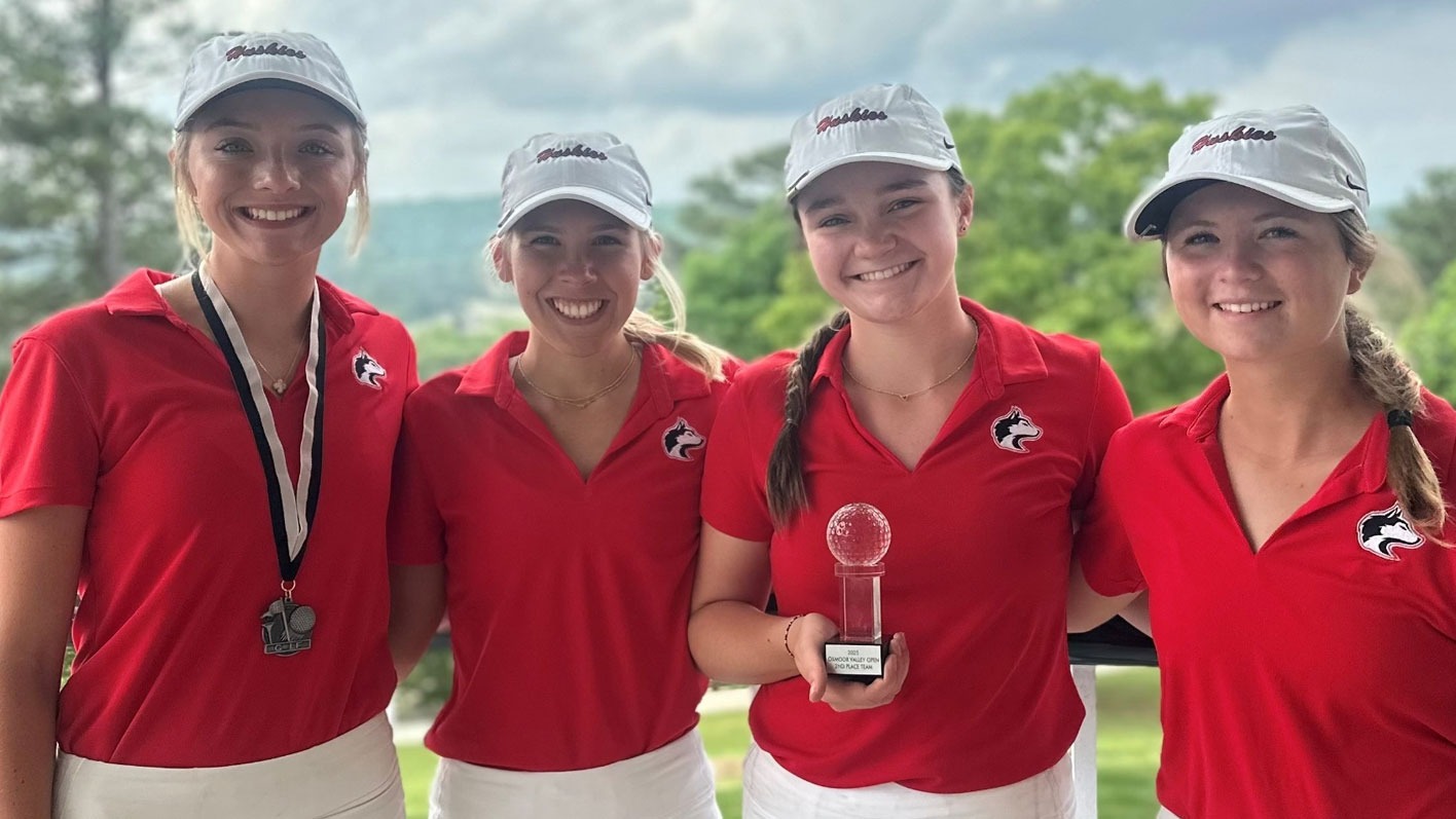 Huskies Girls Golf Team shines big at Oxmoor Valley