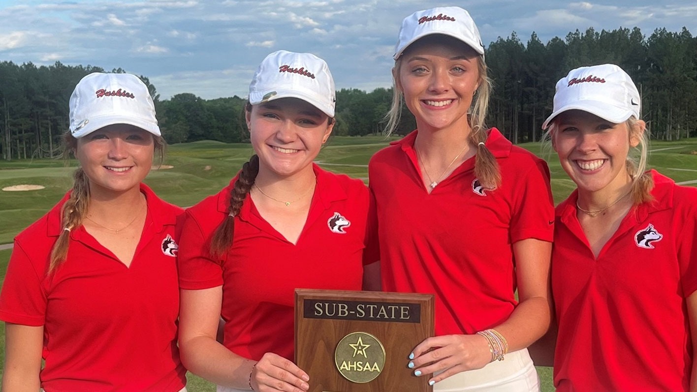 HTHS 2025 Girls Golf Wins Sub-State Tournament