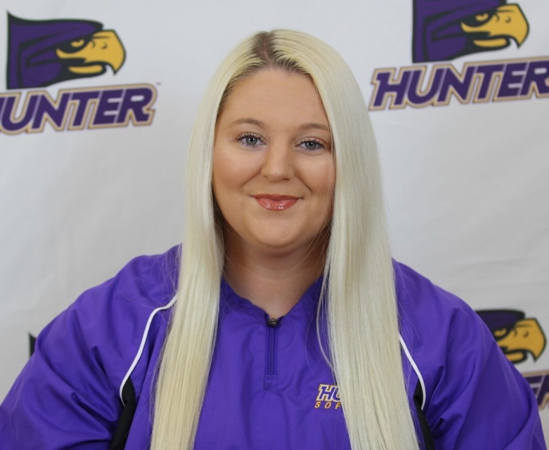 Coach Hayley headshot 