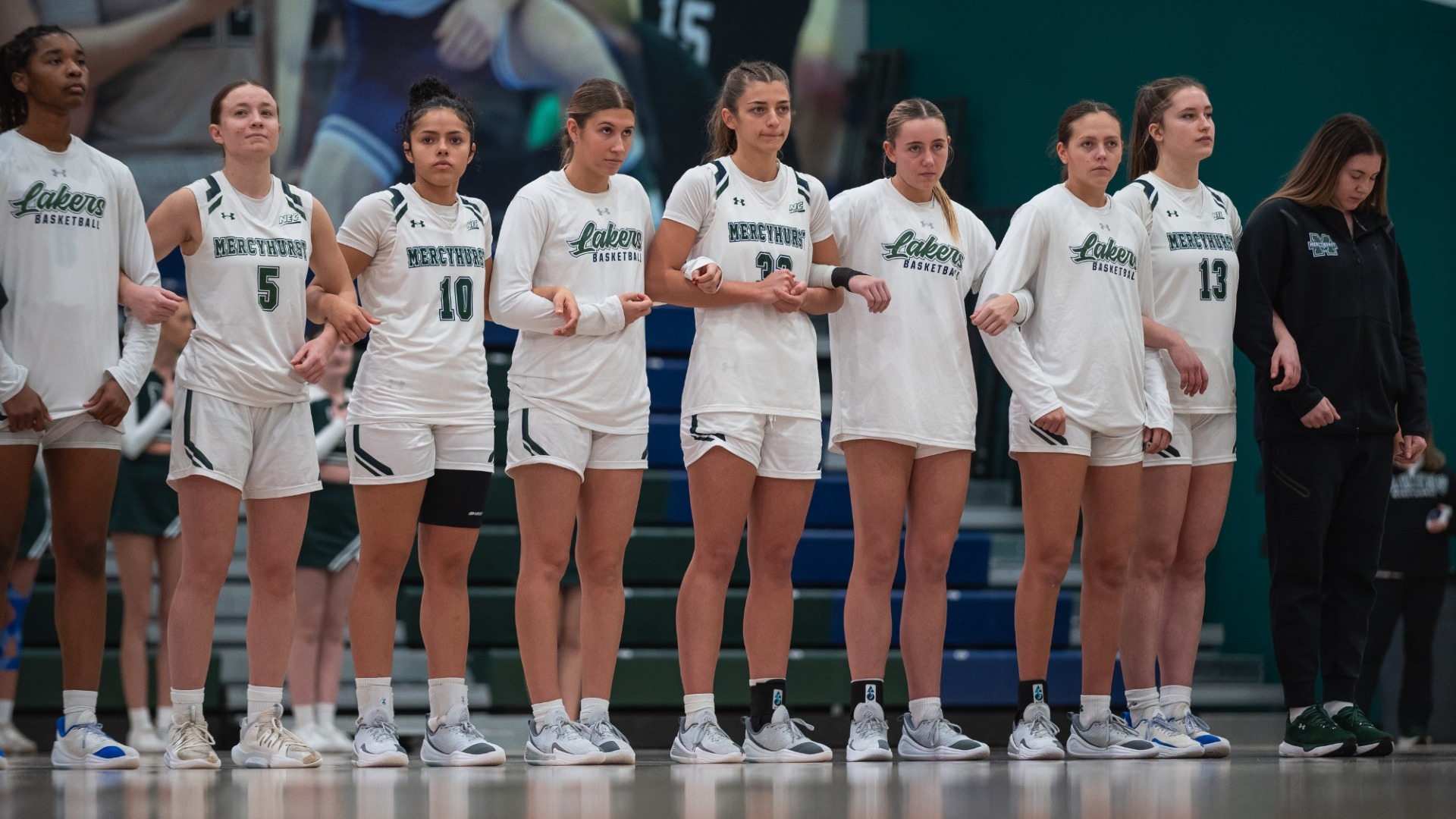 Women's Basketball Lineup