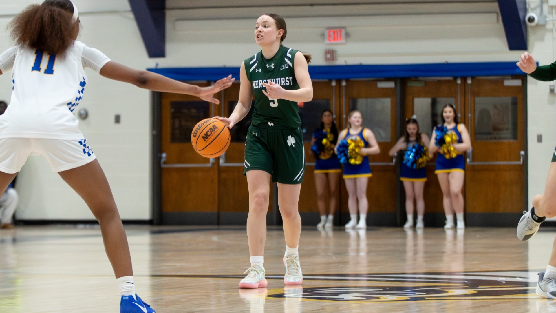 Jenna Brining the Ball UP