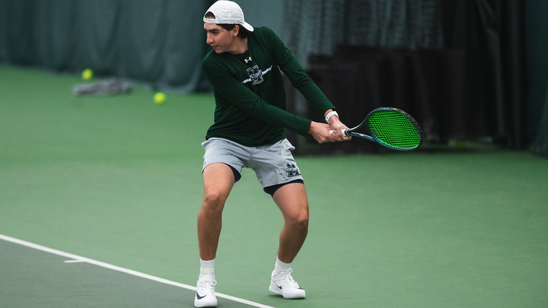 Winsnes Prepares Swing