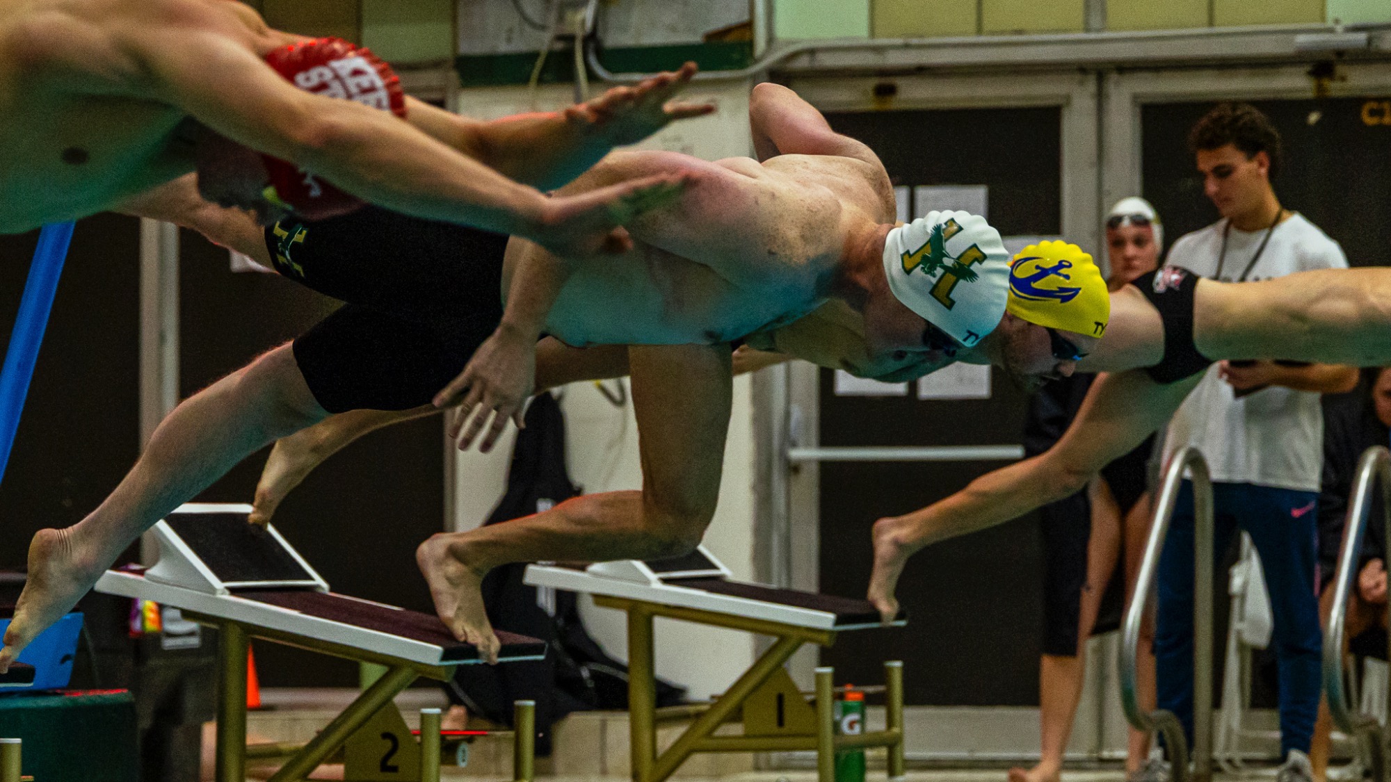 Brady Hand Men's Swimming & Diving