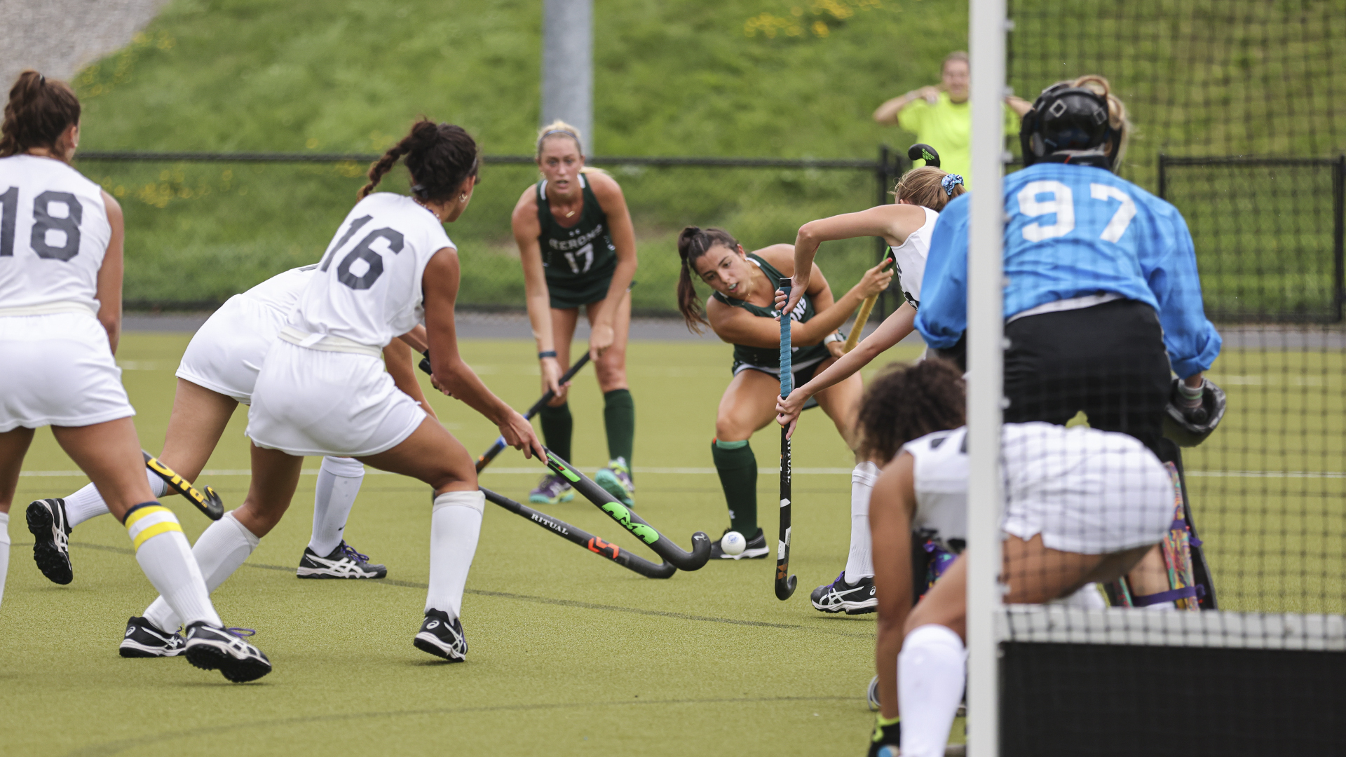 Emily Leonard 2022 William Smith Field Hockey Hobart And William 