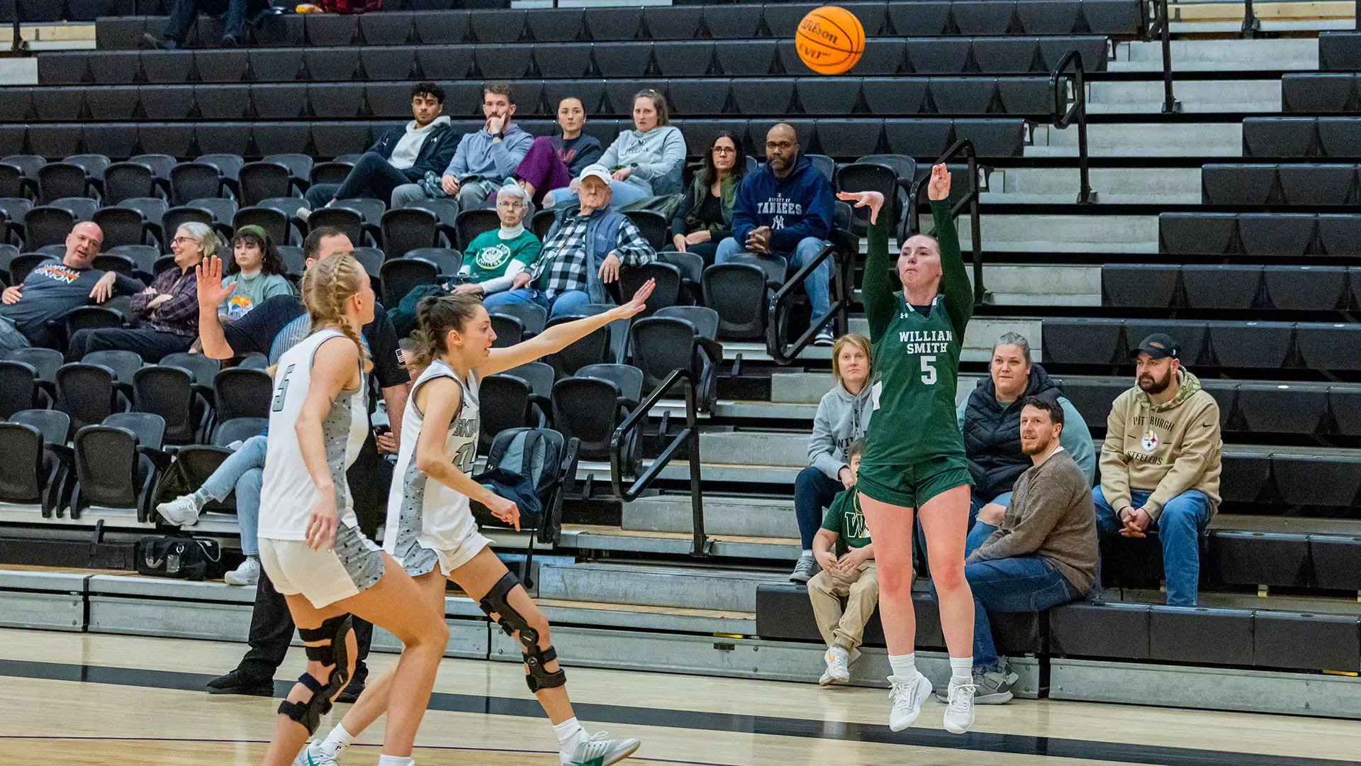 Mckenzie Mandyck shooting a three-pointer