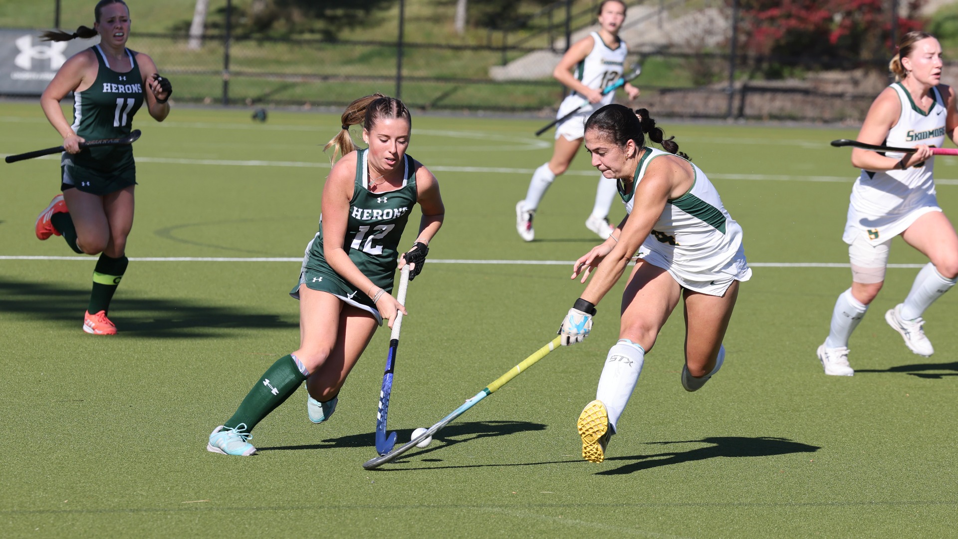 Mia Batchelder takes on Skidmore defender