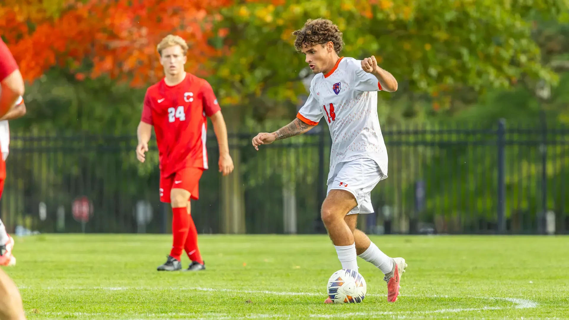 Danny Spataro keeps possession in a tight game