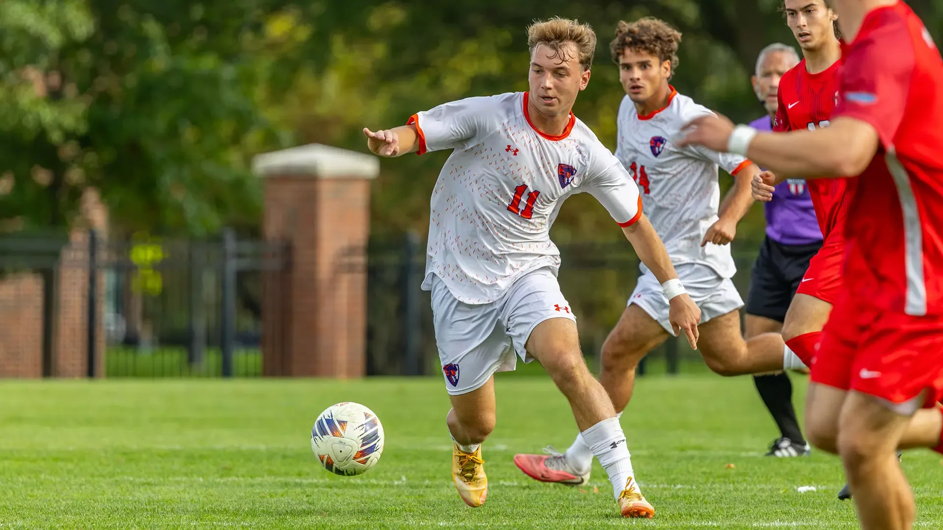 Will Slayton gains important possession in a one-goal game