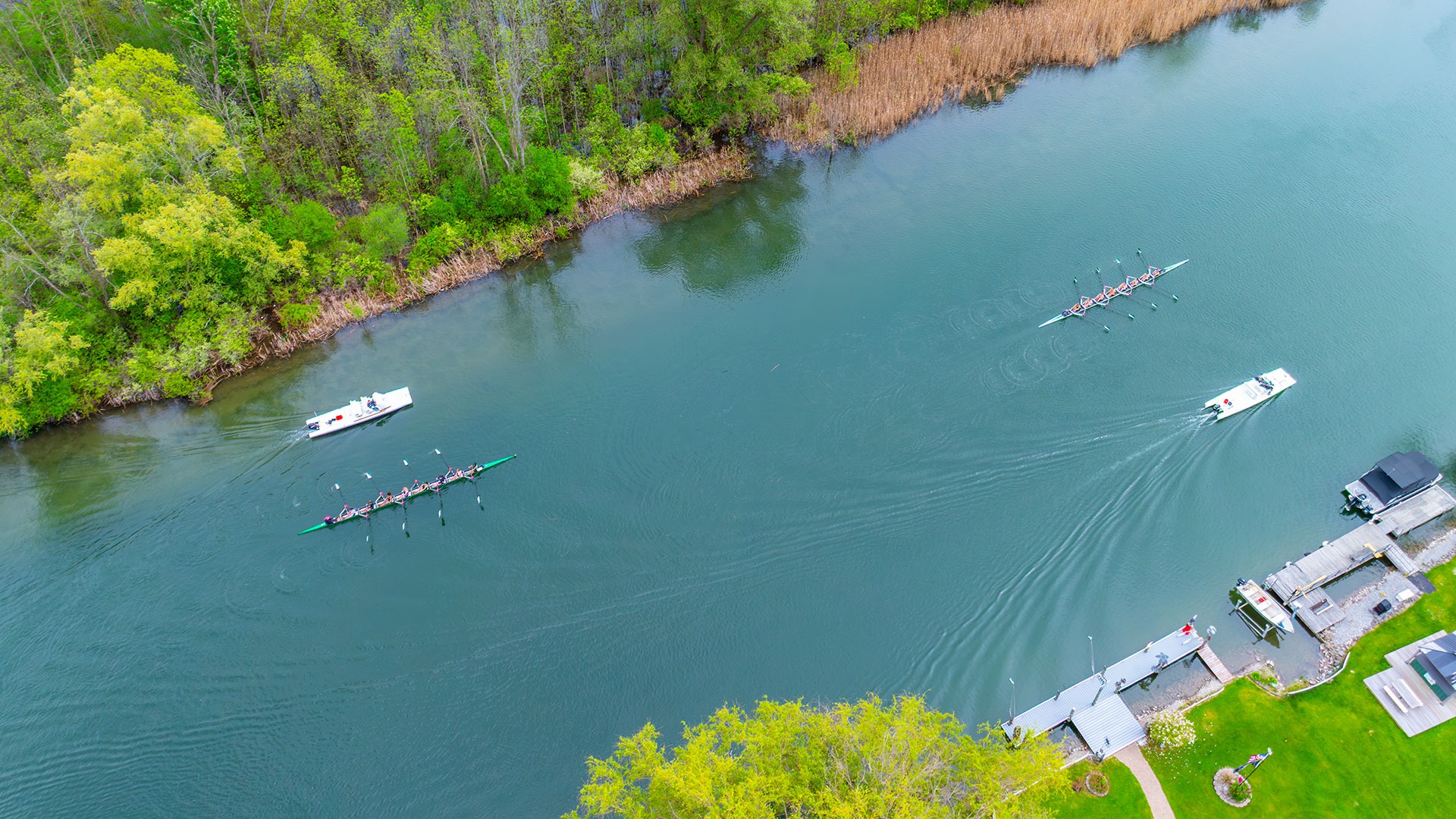 Rowing drone photo