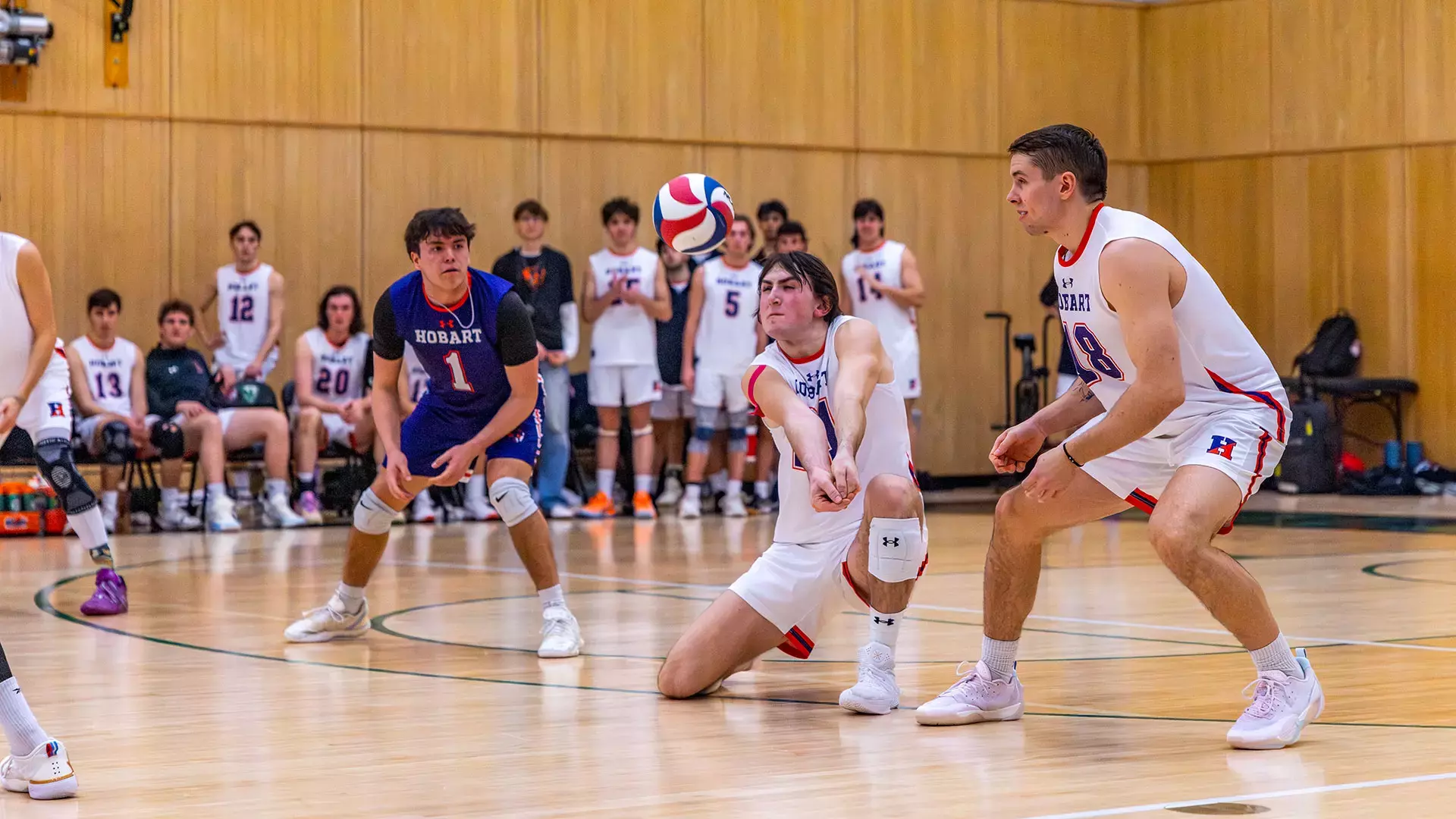 Harry Formberg passing the ball 