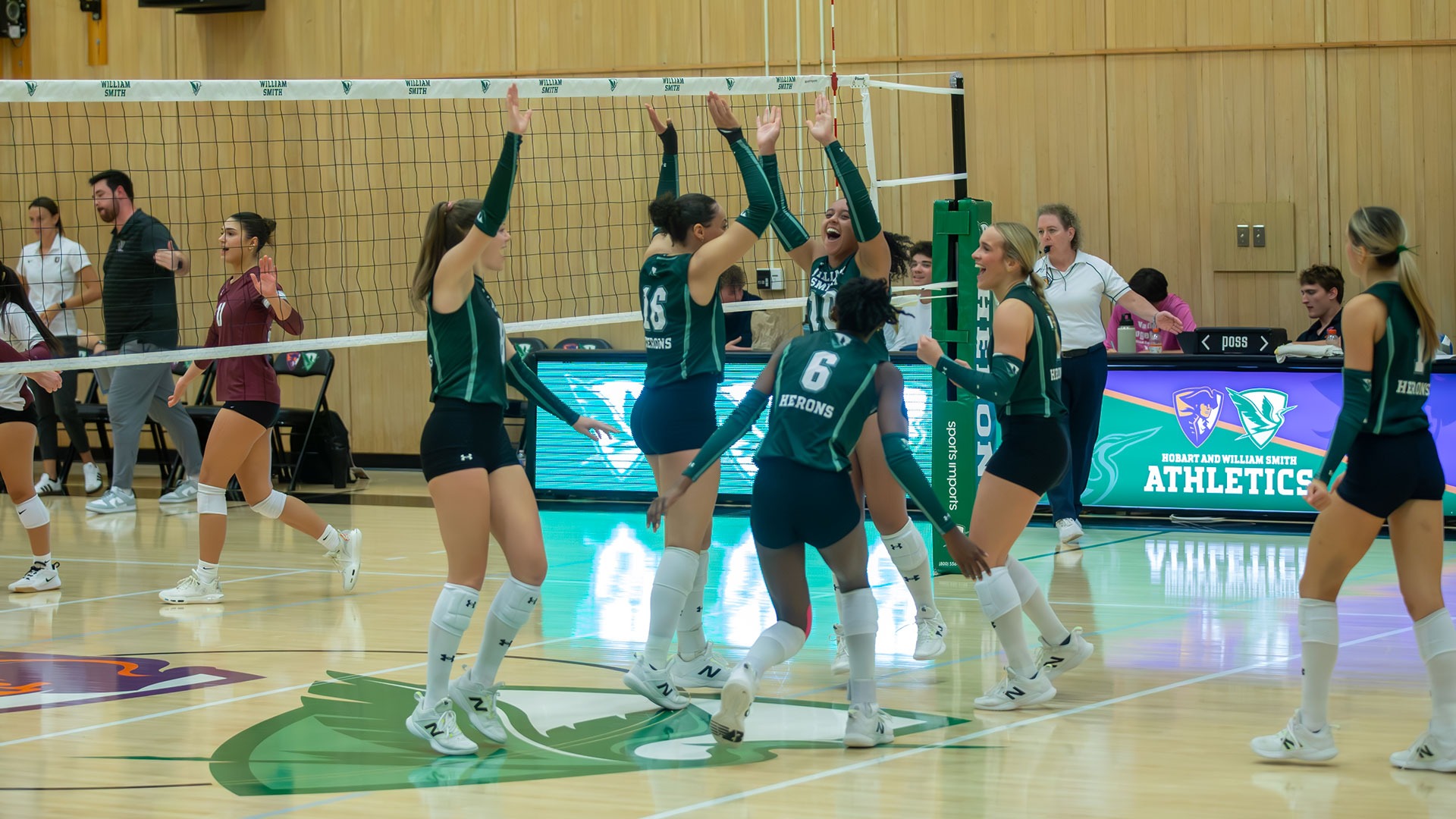 WSVB celebrates point against Union