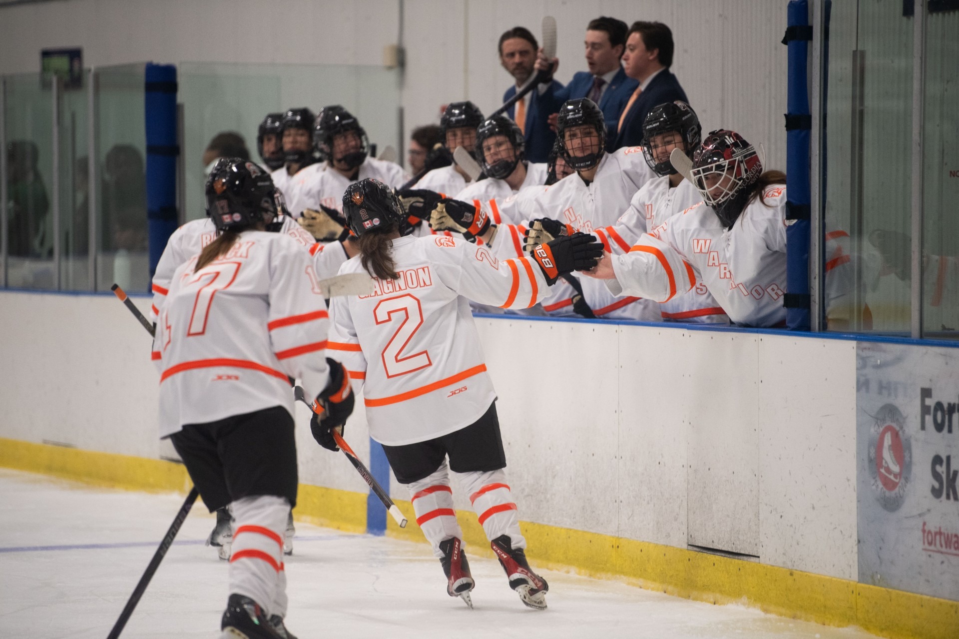 WHKY Group Goal Team High Fives