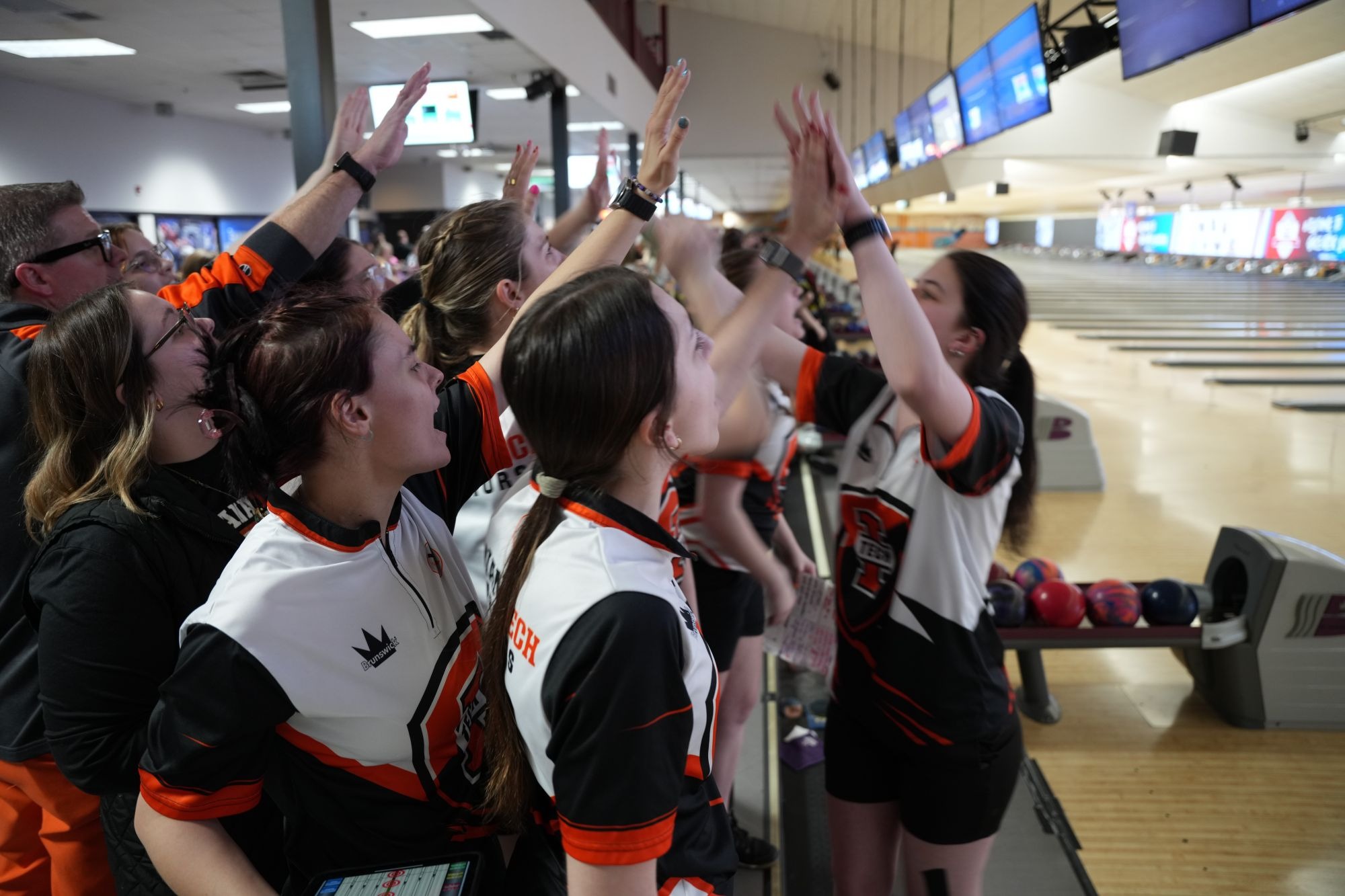 womens bowling at whac tournament 