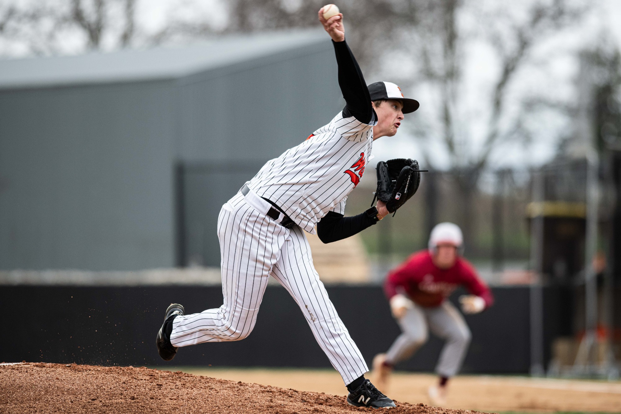 noah redmon throwing pitch 