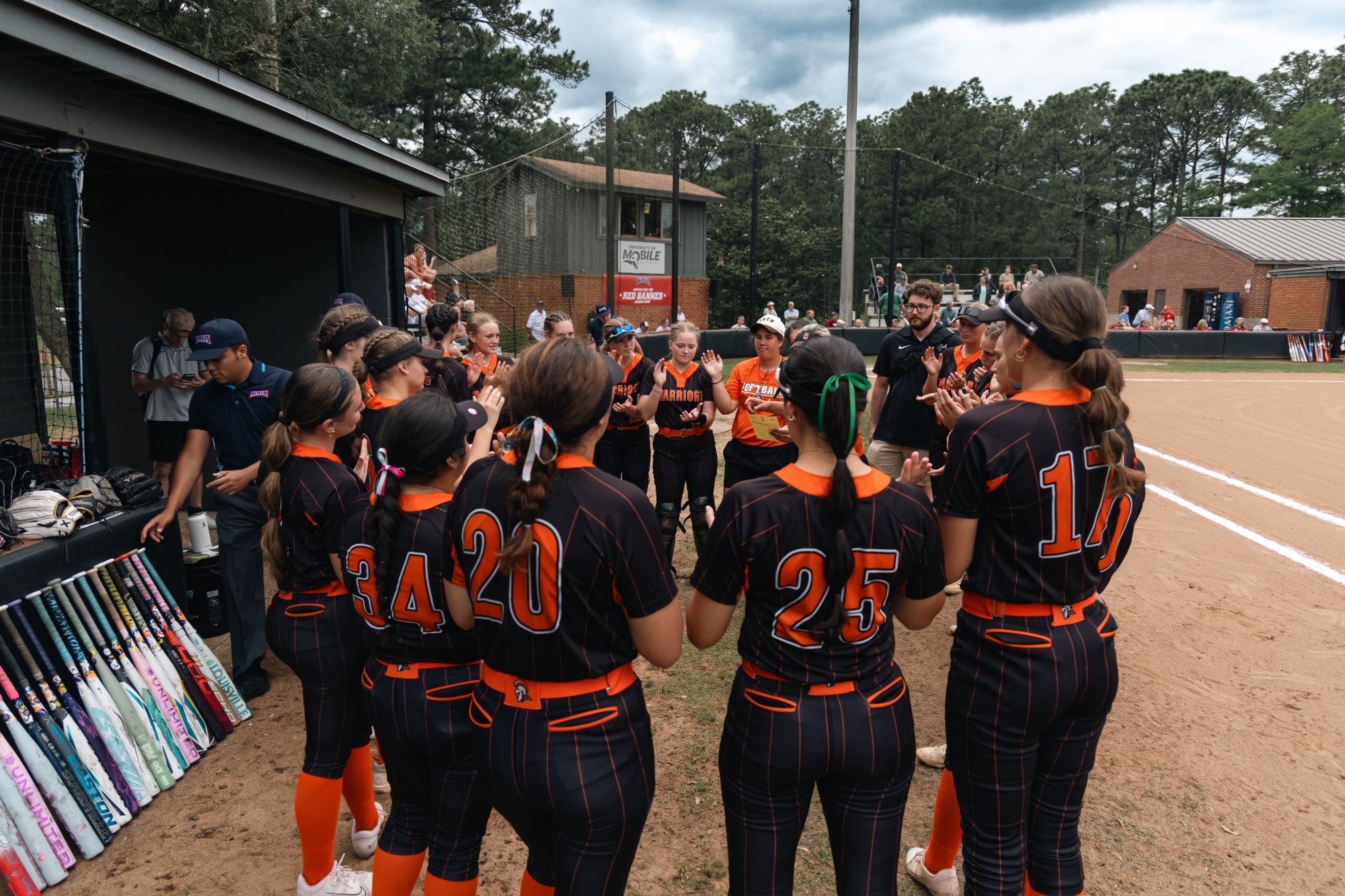 SB Team Huddle vs Mobile Nationals