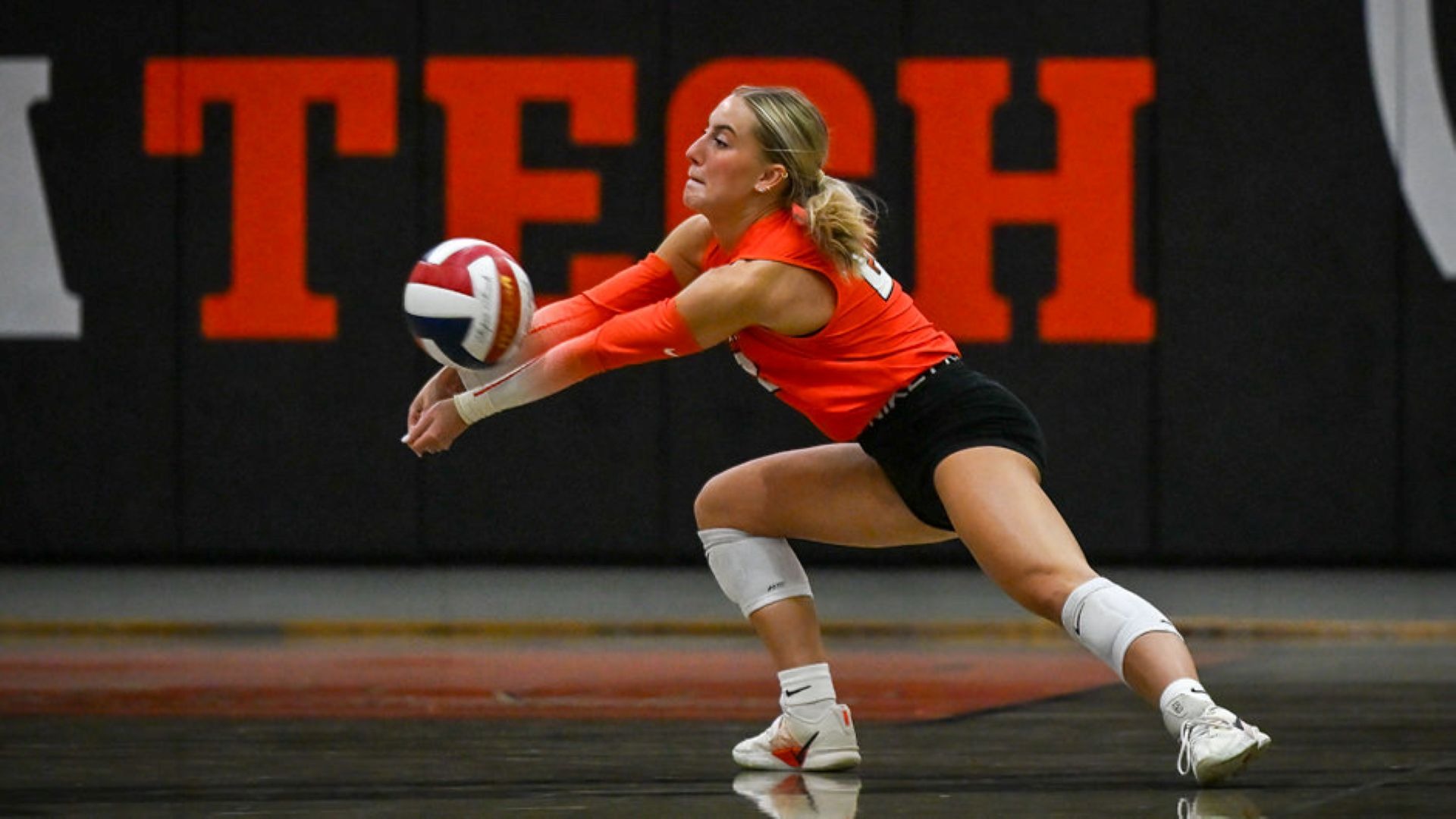 abby lane dig vs madonna 