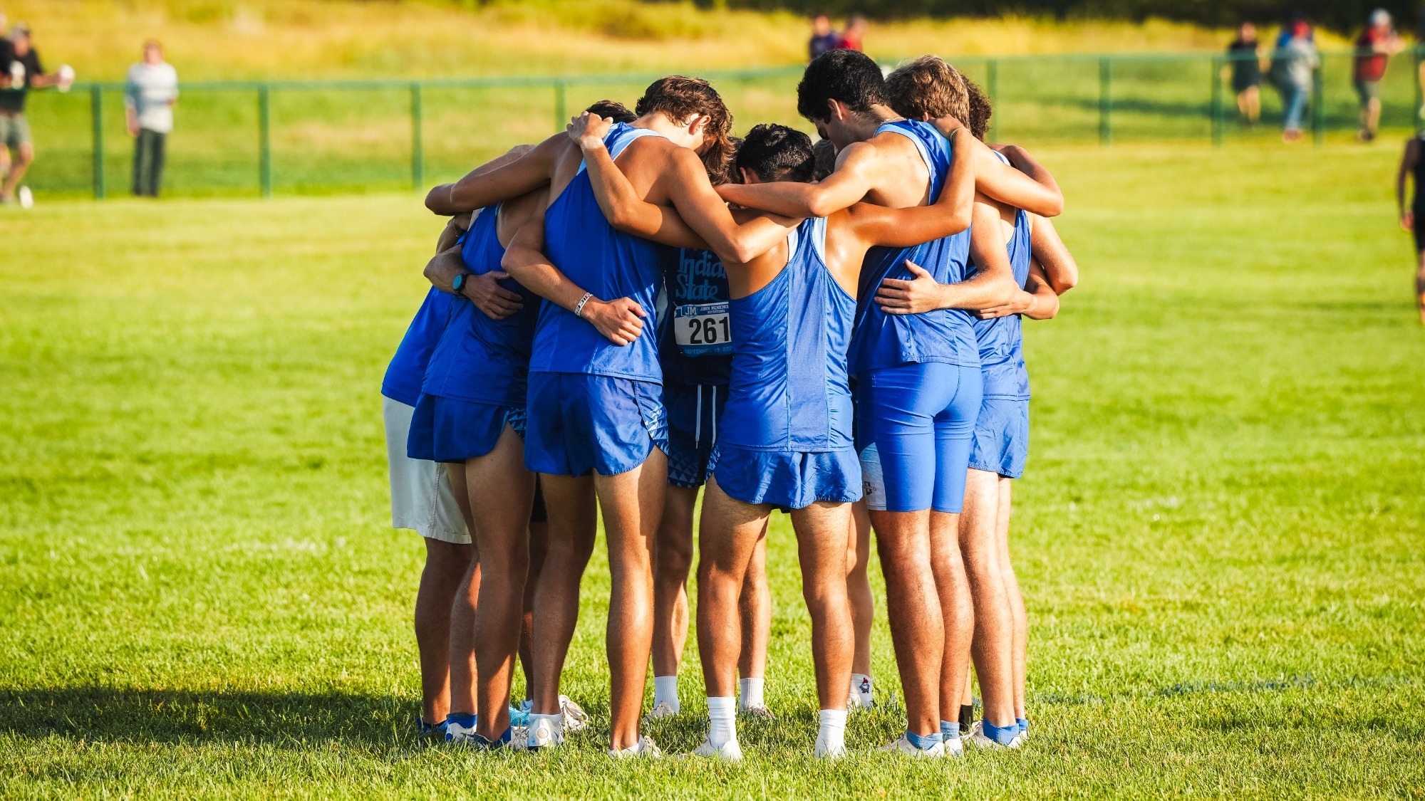 men's xc huddle