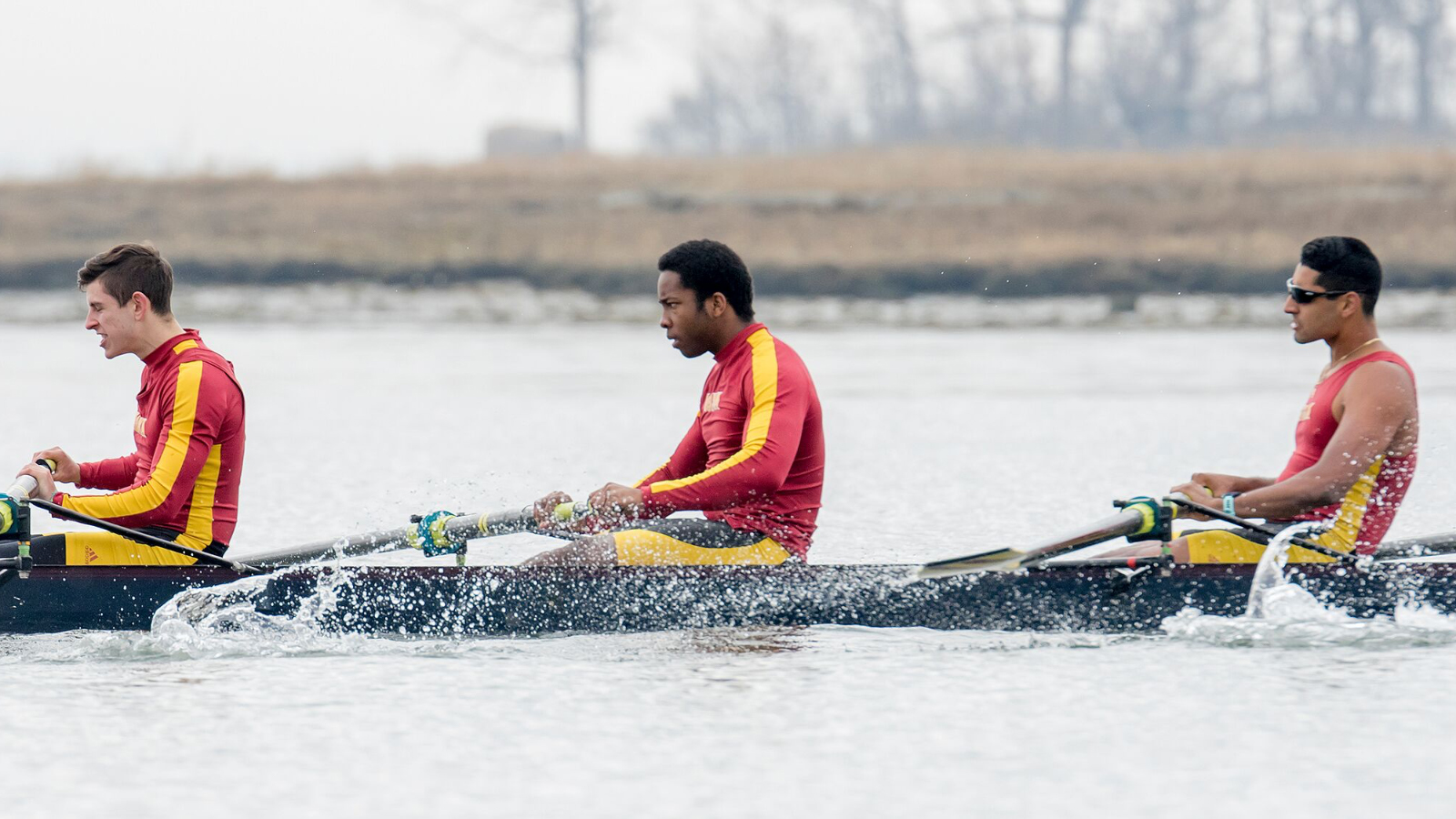 Edward Gonzalez - Men's Rowing - Iona University Athletics
