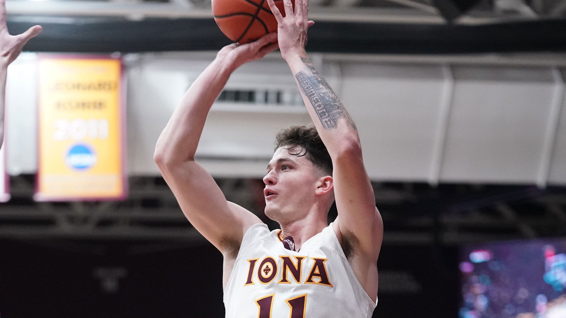 Quinn Slazinski Men's Basketball Iona University Athletics
