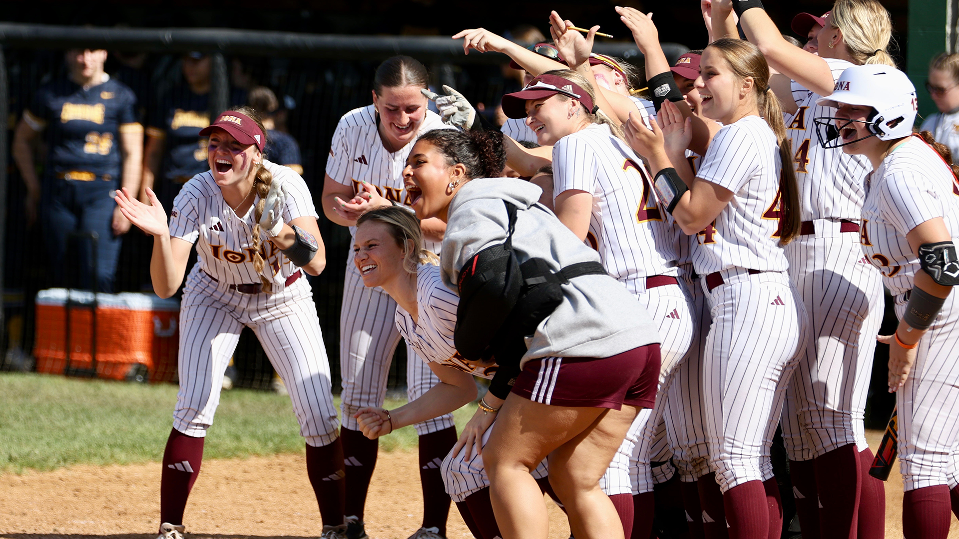 HR Huddle vs. Canisius