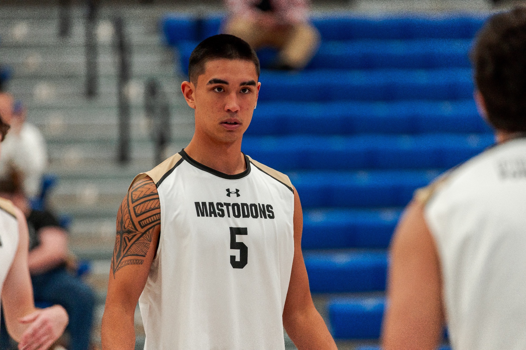 Casey Lyons headshot