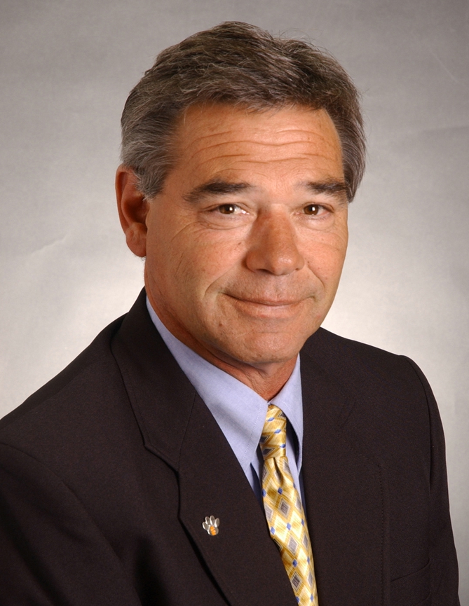 Head Tennis Coach Bobby Geoltz