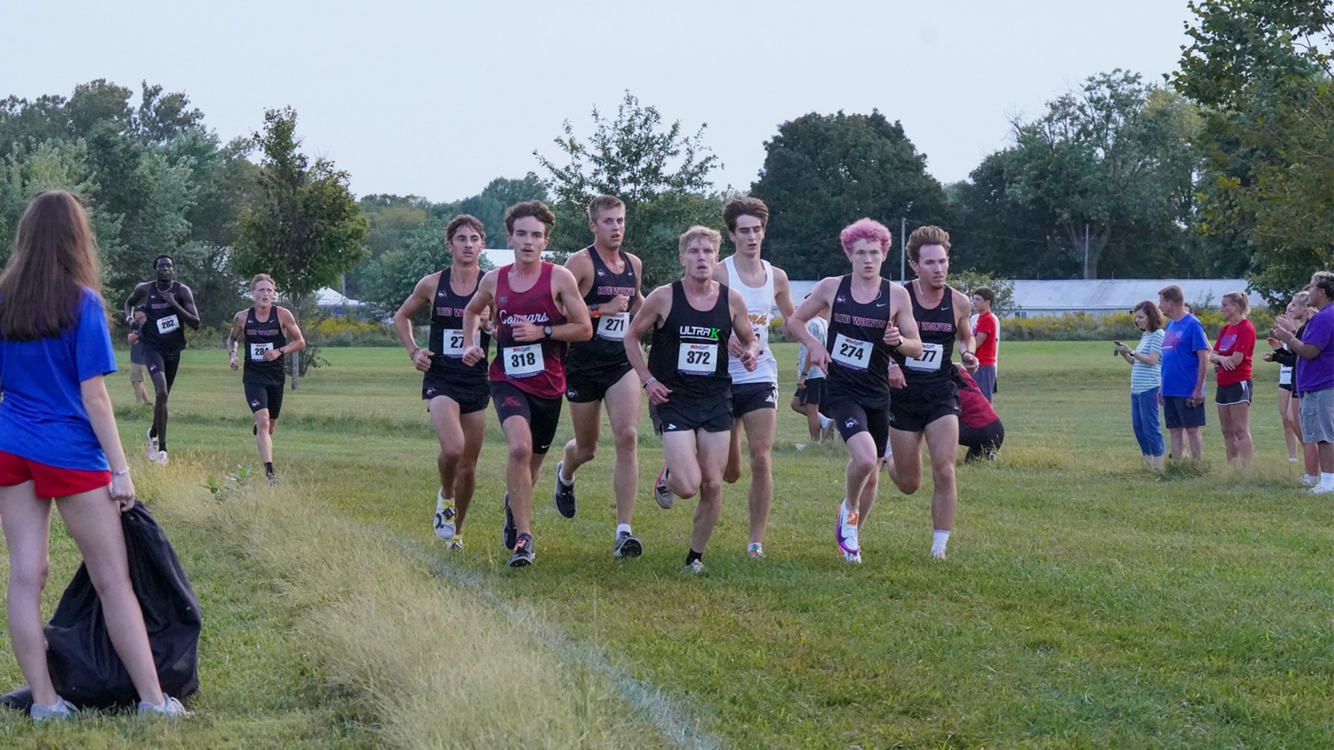 Lovelace Lead Pack at Crimson Pride Invitational
