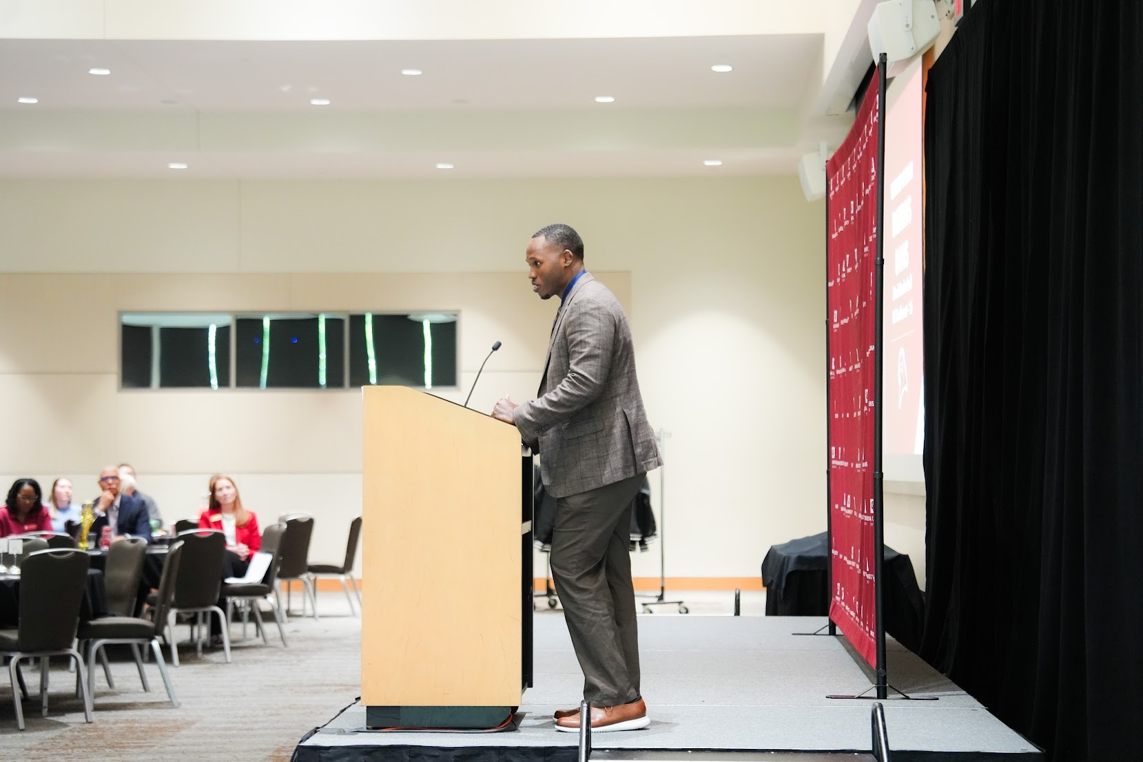 IUN Alumni Darrius Davis Keynote Speaker of IU Regional first celebration 2026