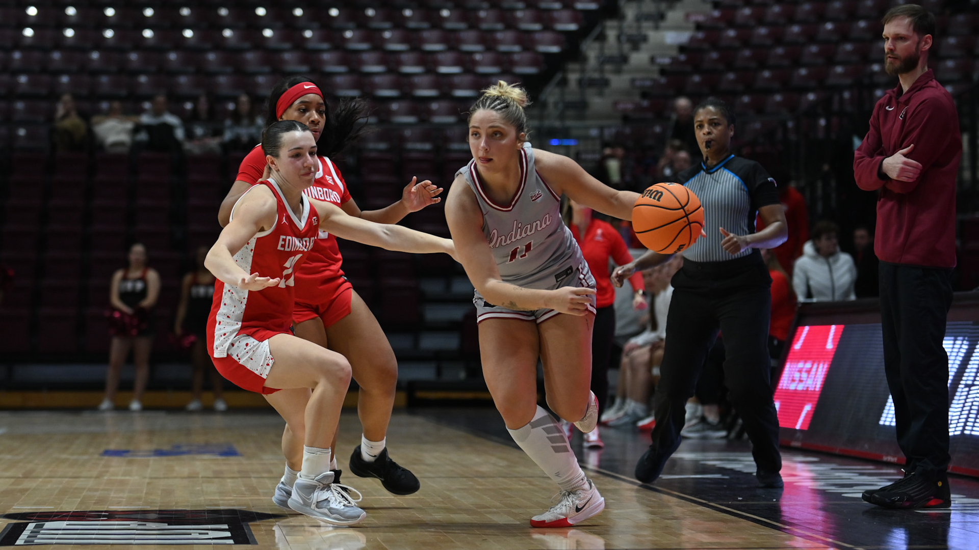 Ellie Right-hand drive