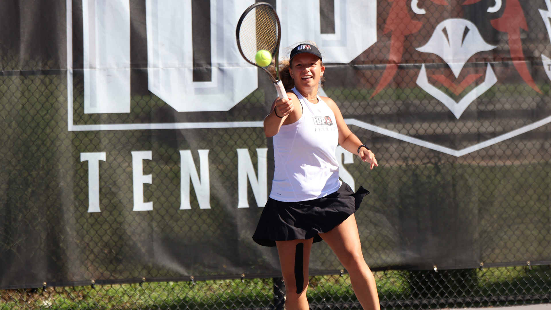 Hannah Beitat Forehand