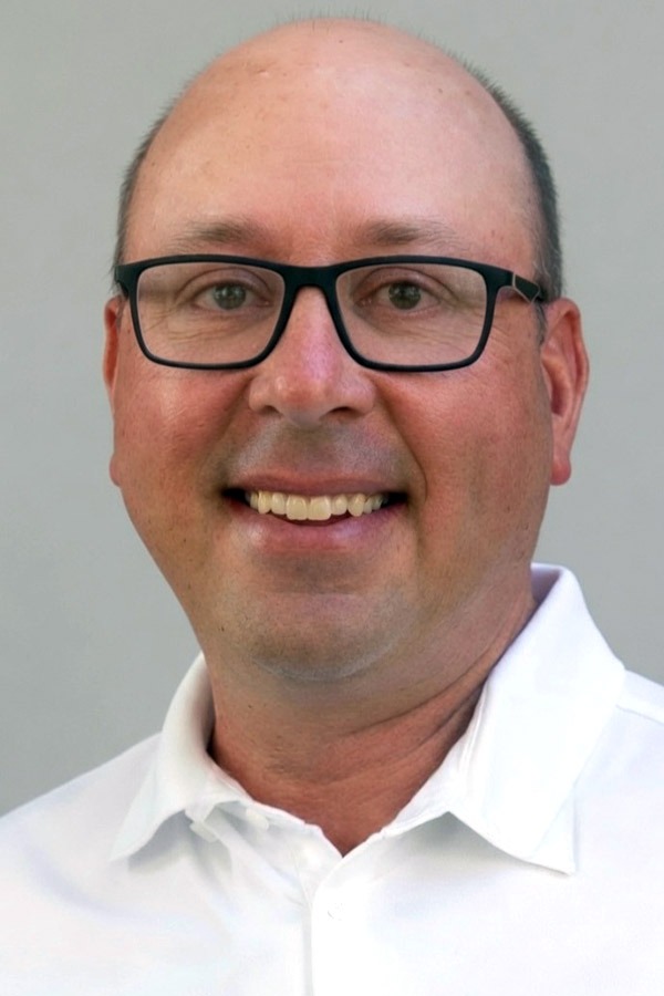Sean Lampton