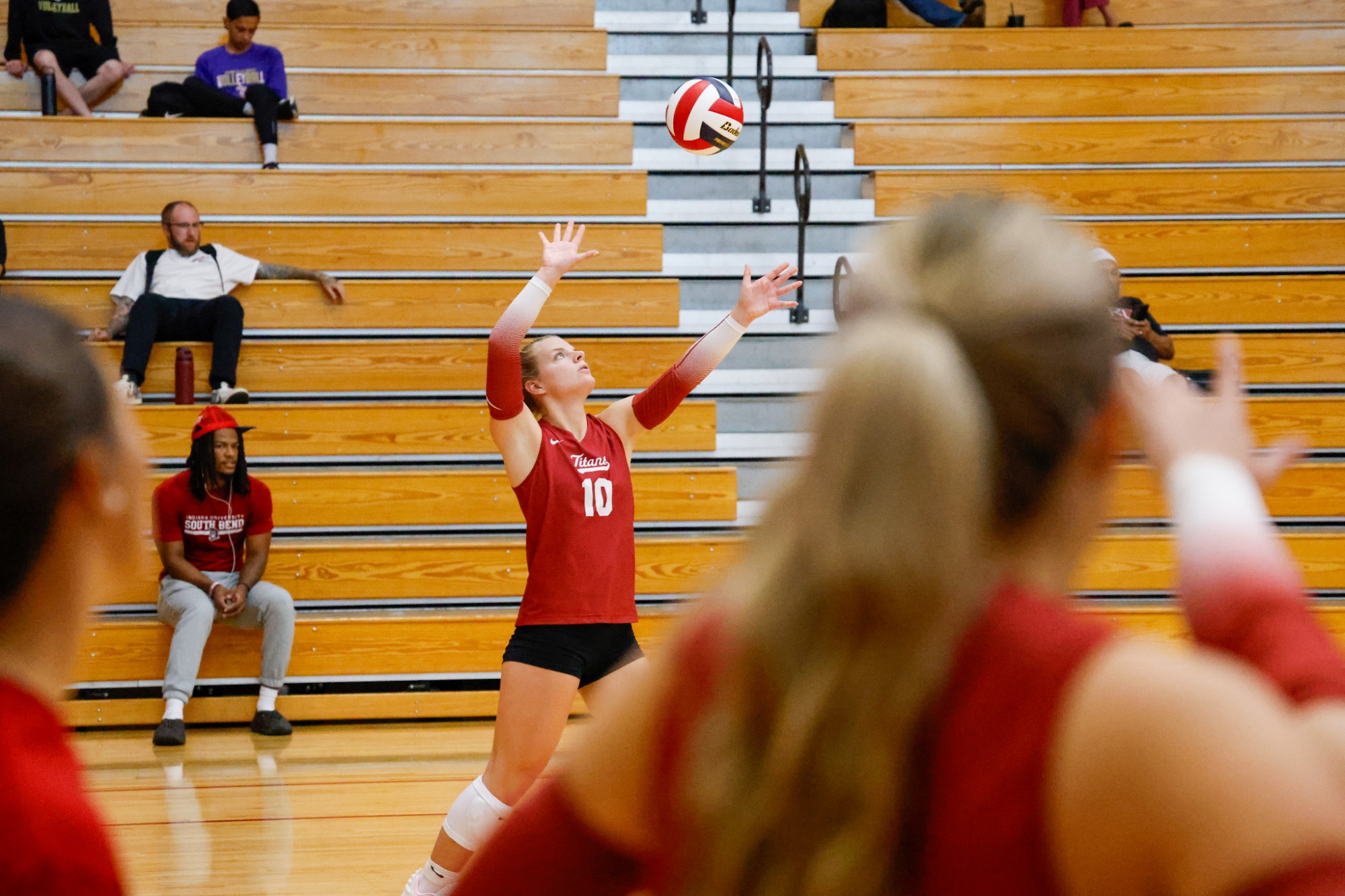Maesch serve