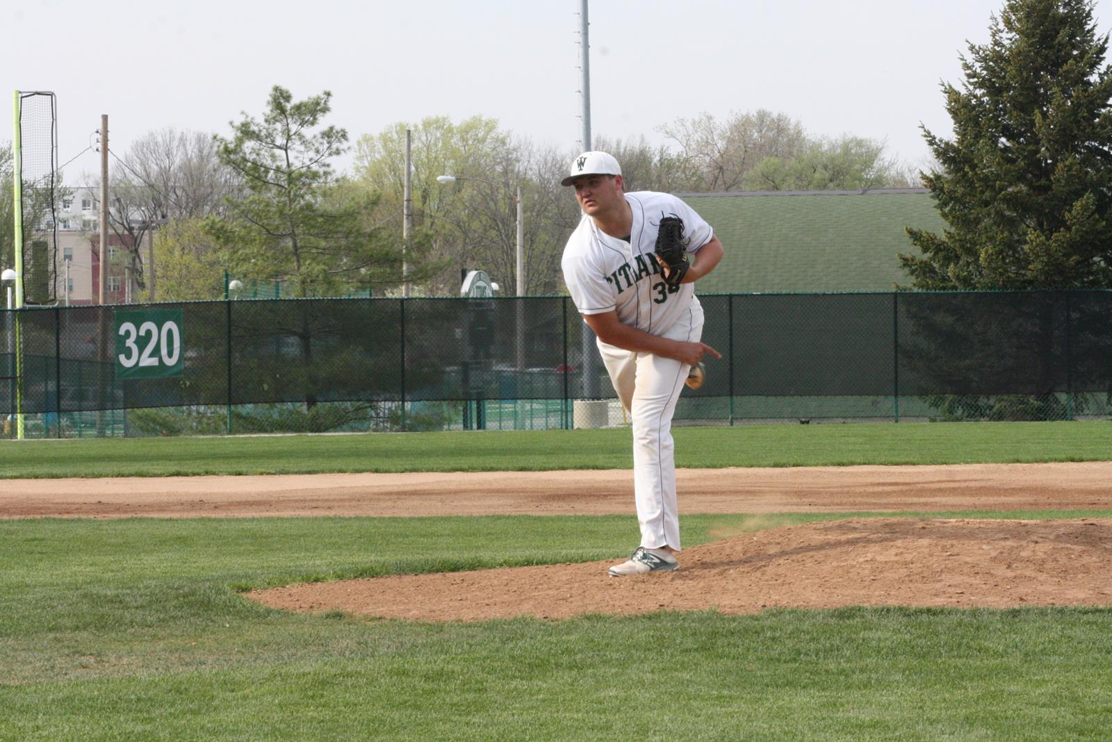 Brian Henry 2017 Baseball Illinois Wesleyan University Athletics