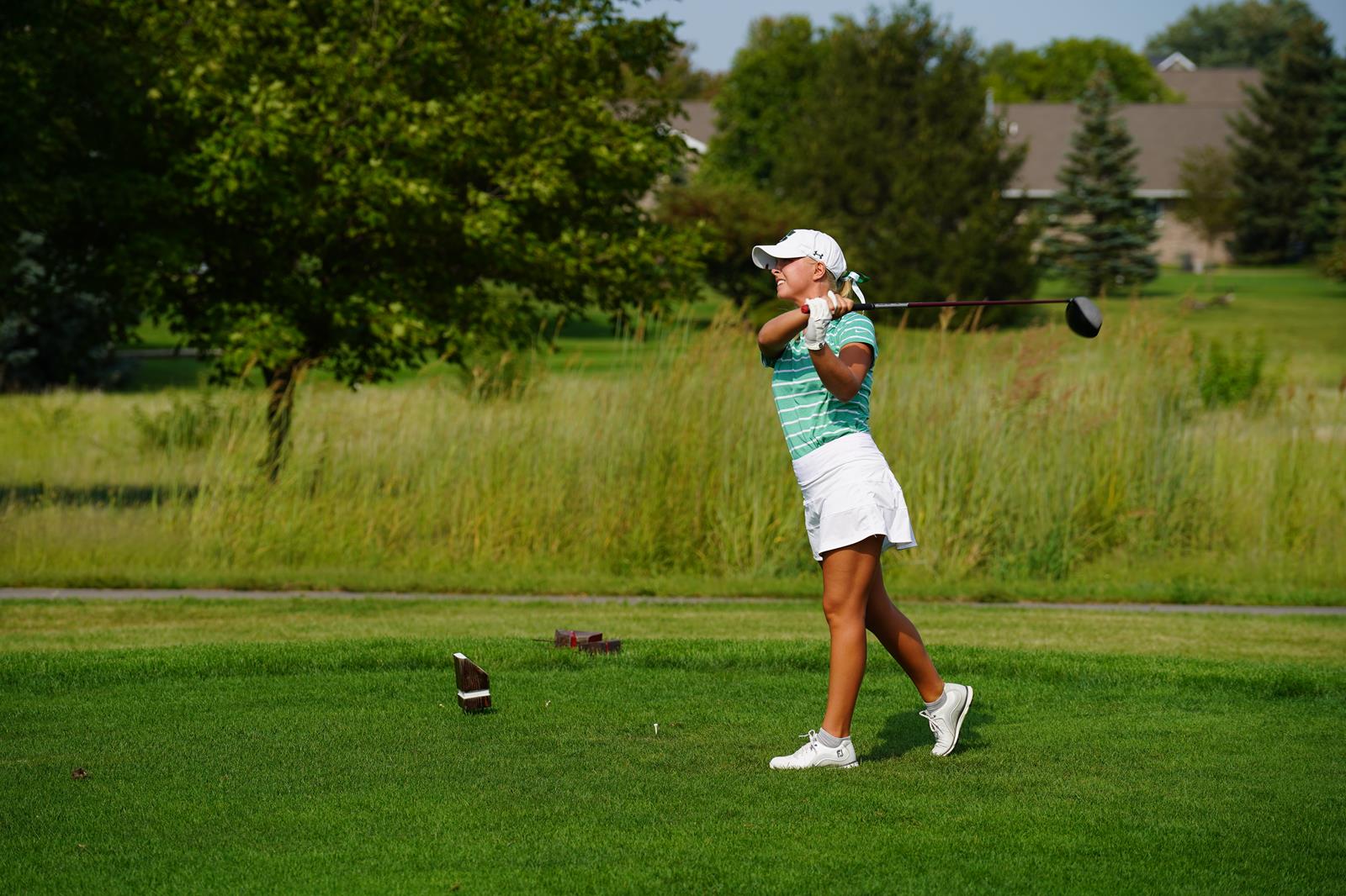 Rylie Loux - 2019-20 - Women's Golf - Illinois Wesleyan University