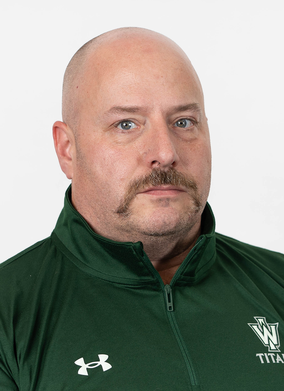2023_vanbogaeart_henry_headshots