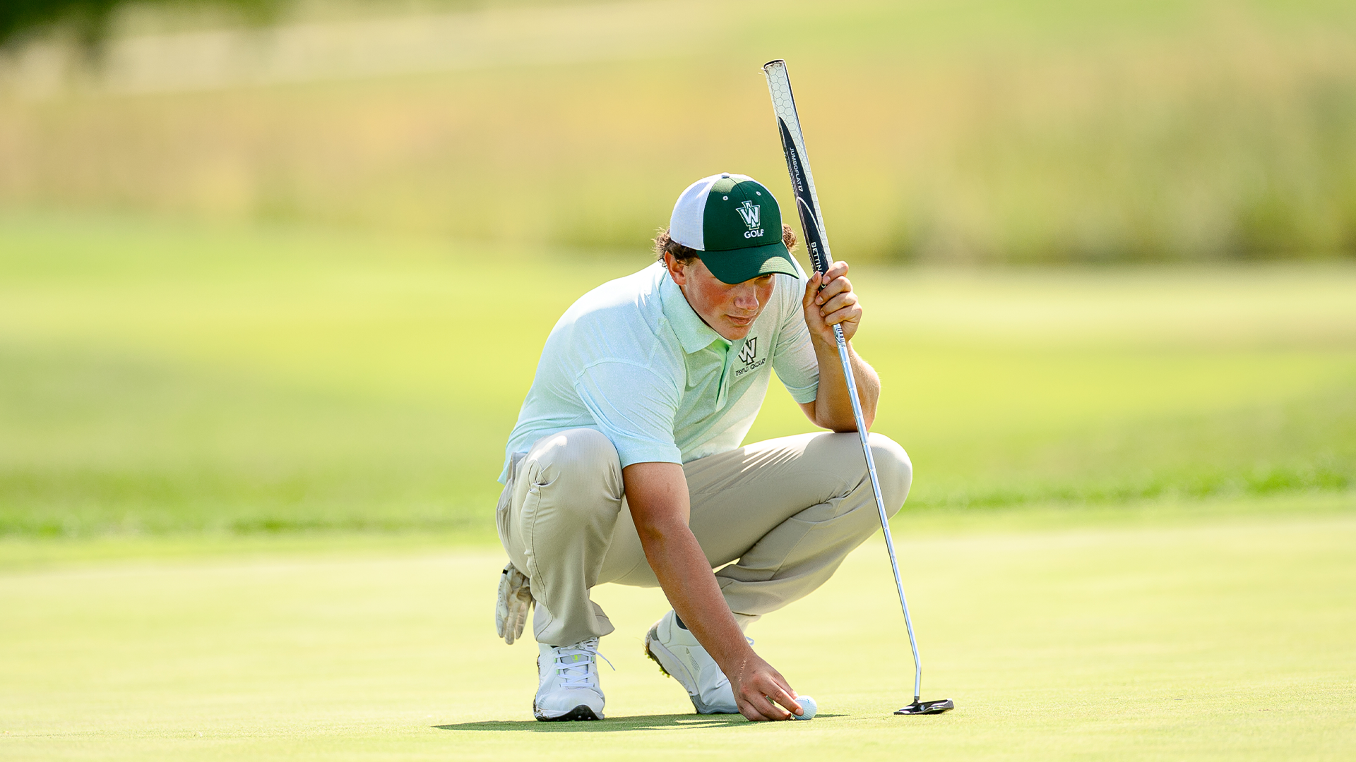 Joey Sluzas Putting at Heartland Exhibition 082725
