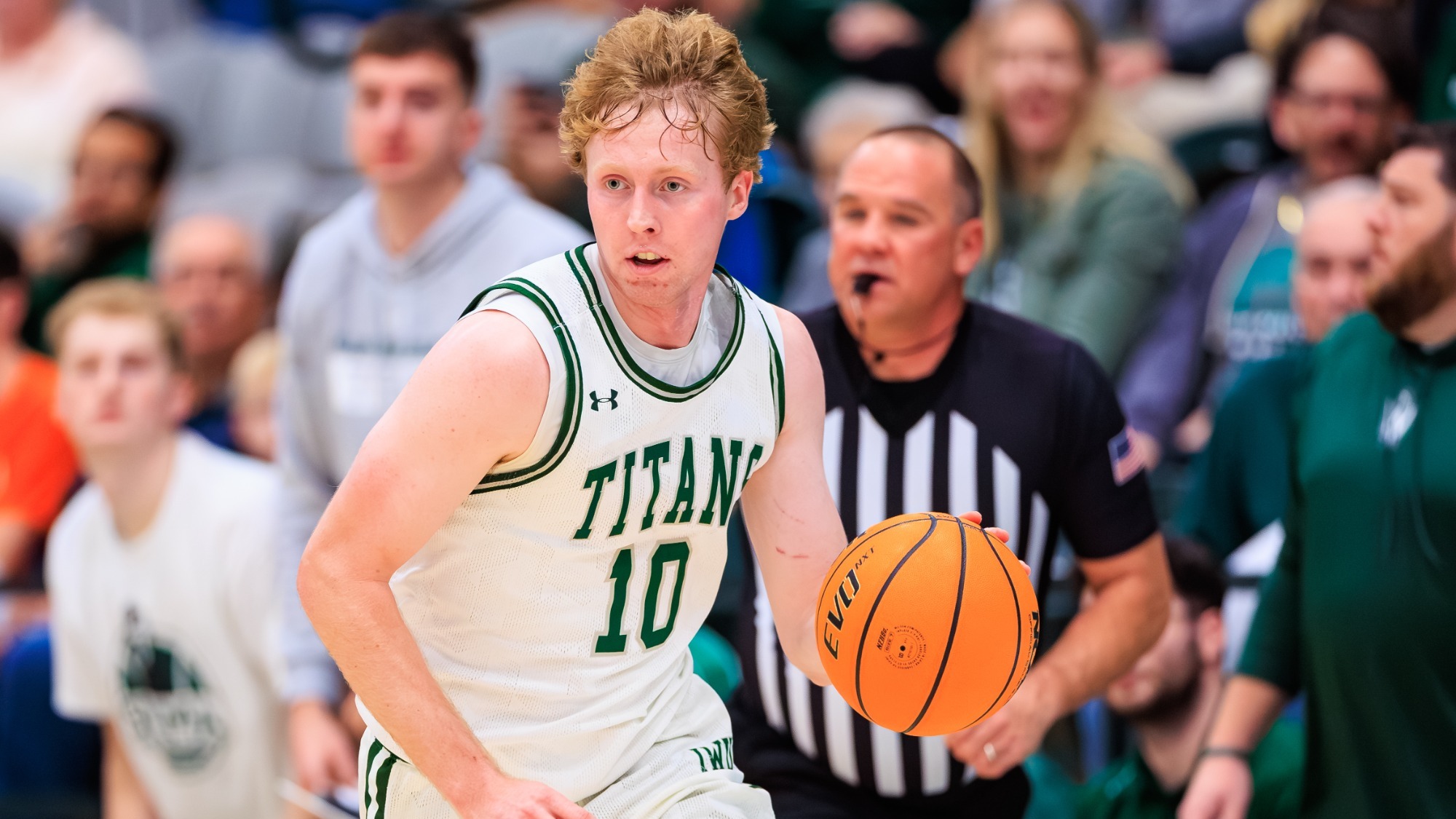 Bloomington, IL - November 14 - NCAA Basketball - #16 Illinois Wesleyan vs Illinois College (Photo by Jimmy Naprstek/Kodiak Creative