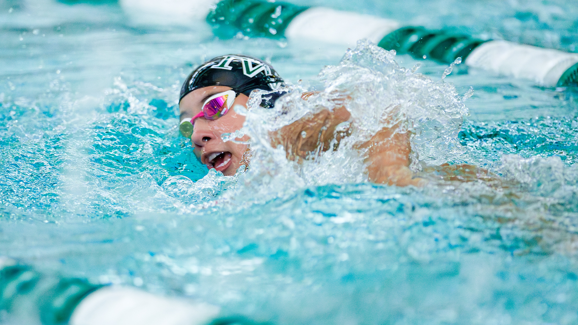Isabella Cano swimming freestyle Oct. 25, 2025