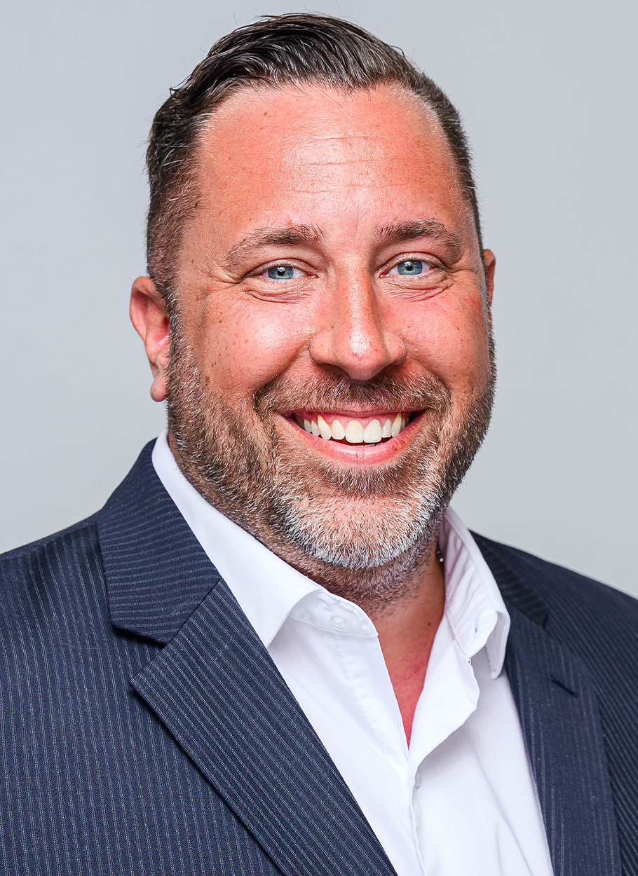 2025-26 Swim & Dive Headshot - Head Coach Dan Lloyd