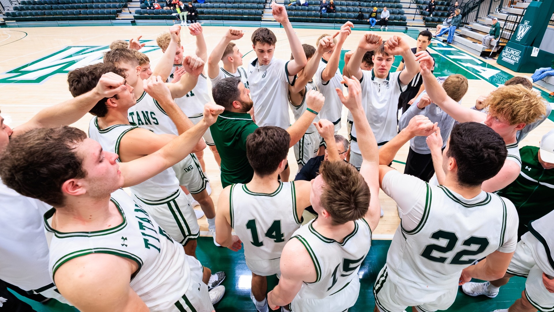 Men's Hoops Team Huddle 11/29/25 vs. UW-Stout