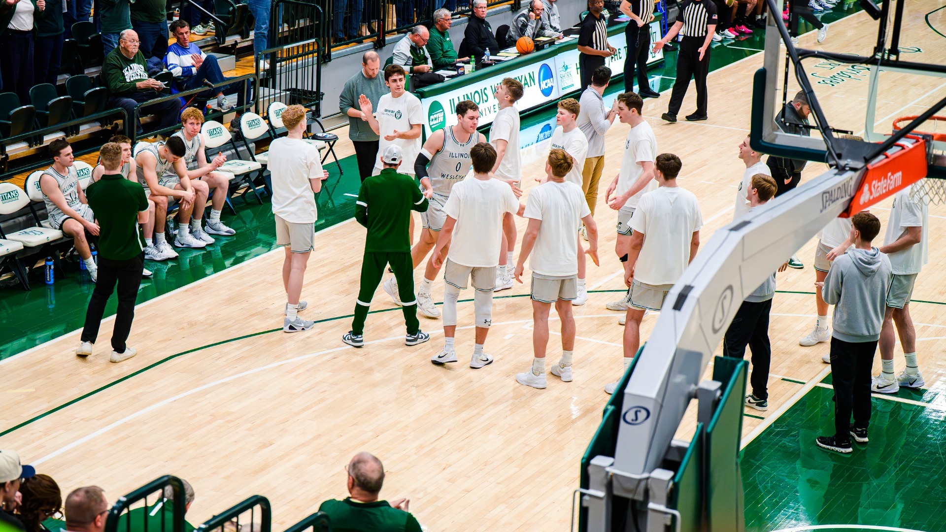 Wide angle of the Shirk Center during starting lineups